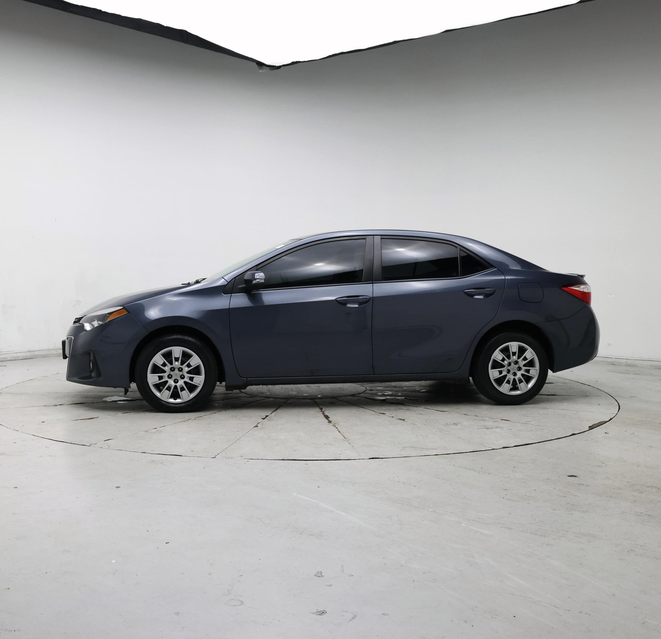 Thumbnail: 2016 Toyota Corolla - 3