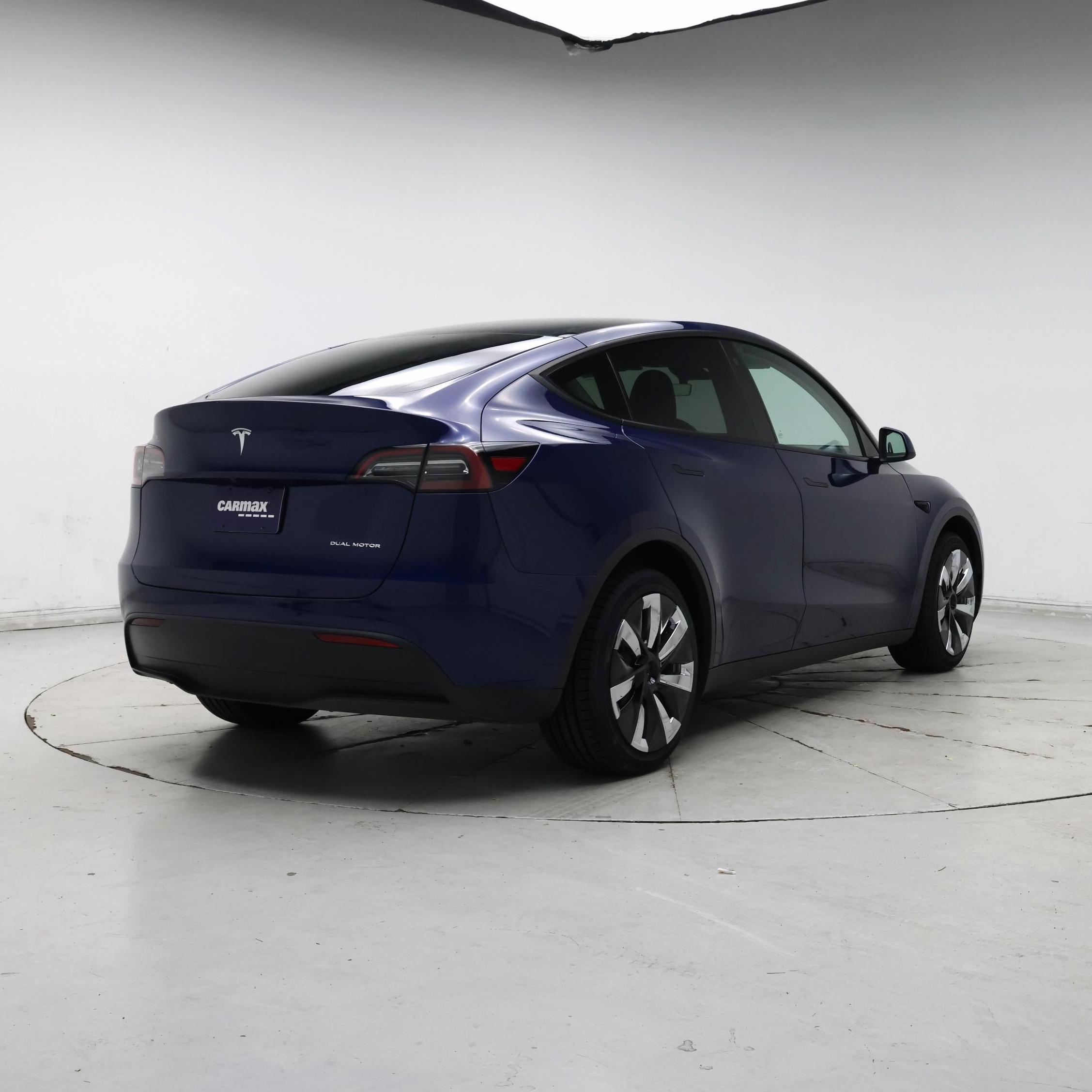 Thumbnail: 2023 Tesla Model Y - 8