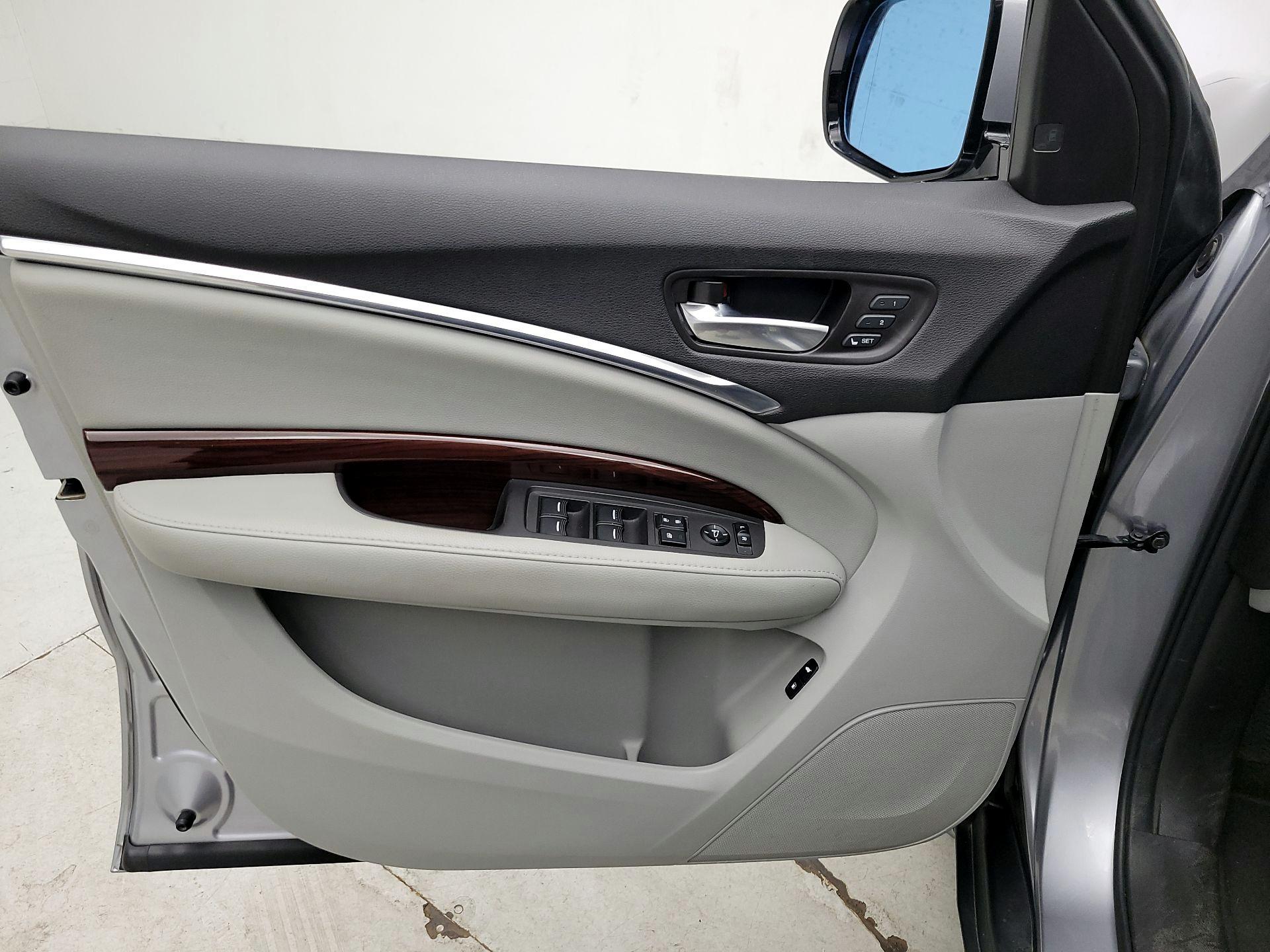 Thumbnail: 2016 Acura MDX - 12