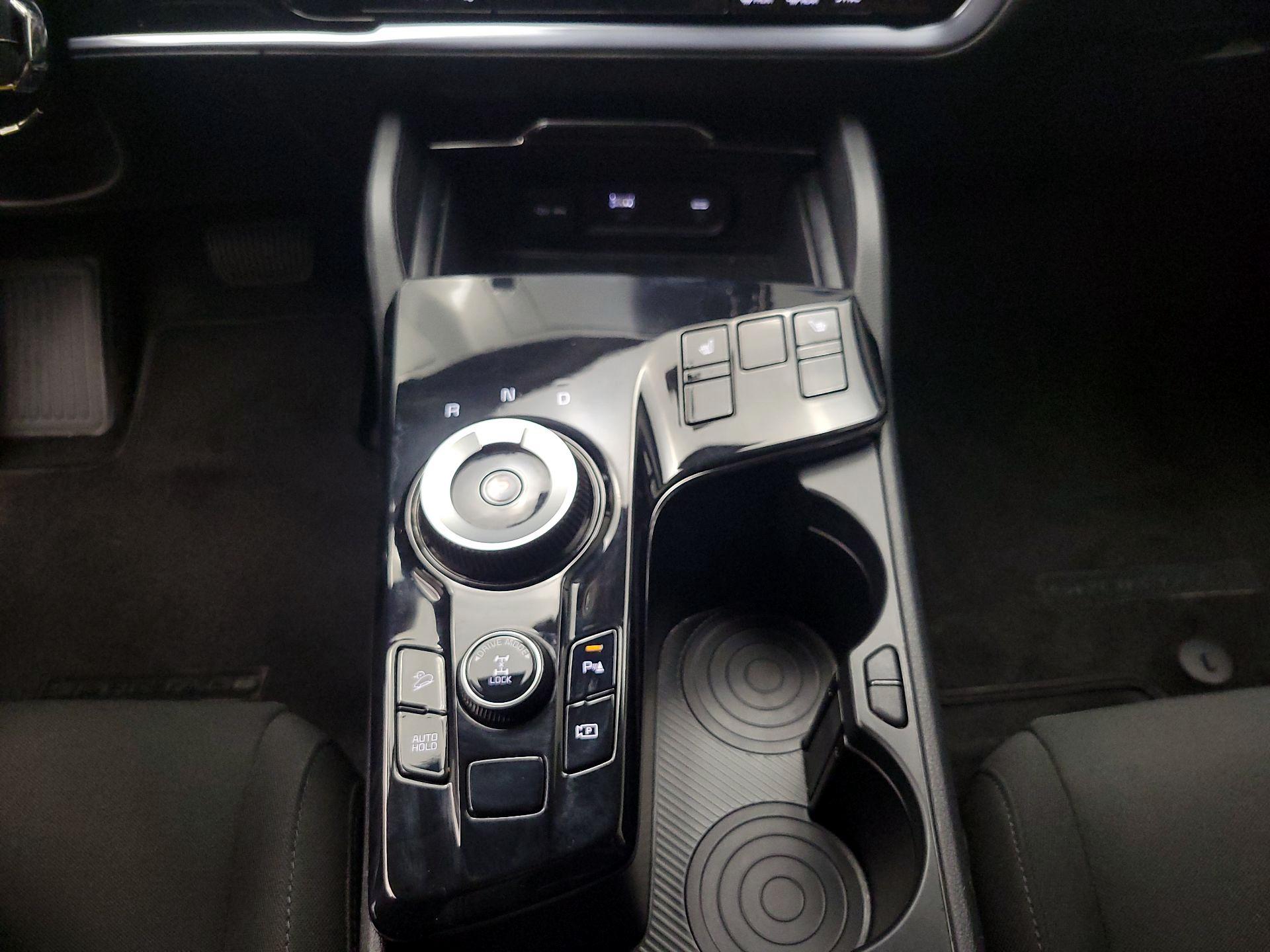 Thumbnail: 2023 Kia Sportage - 17
