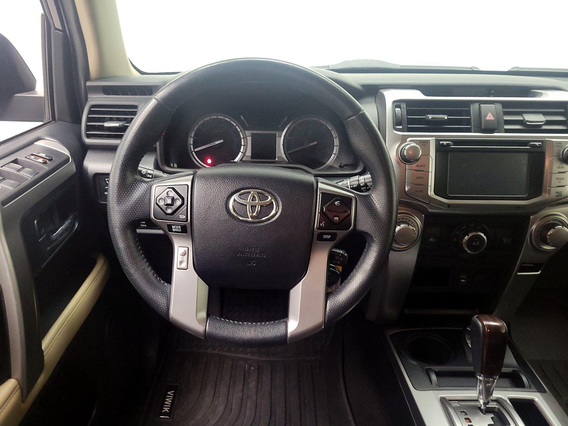 Thumbnail: 2015 Toyota 4Runner - 10