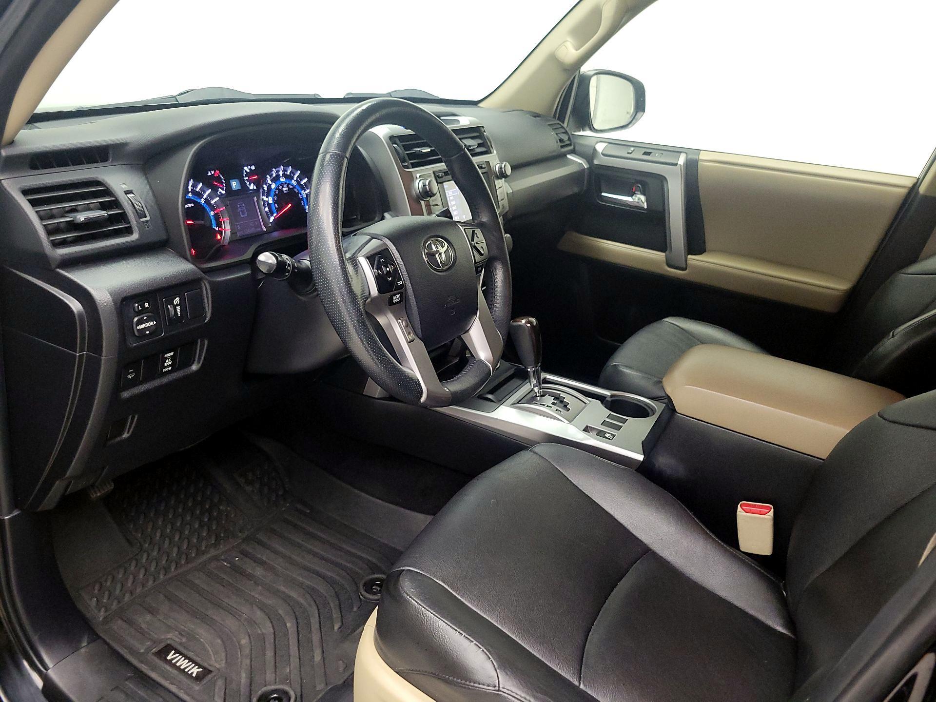 Thumbnail: 2015 Toyota 4Runner - 11