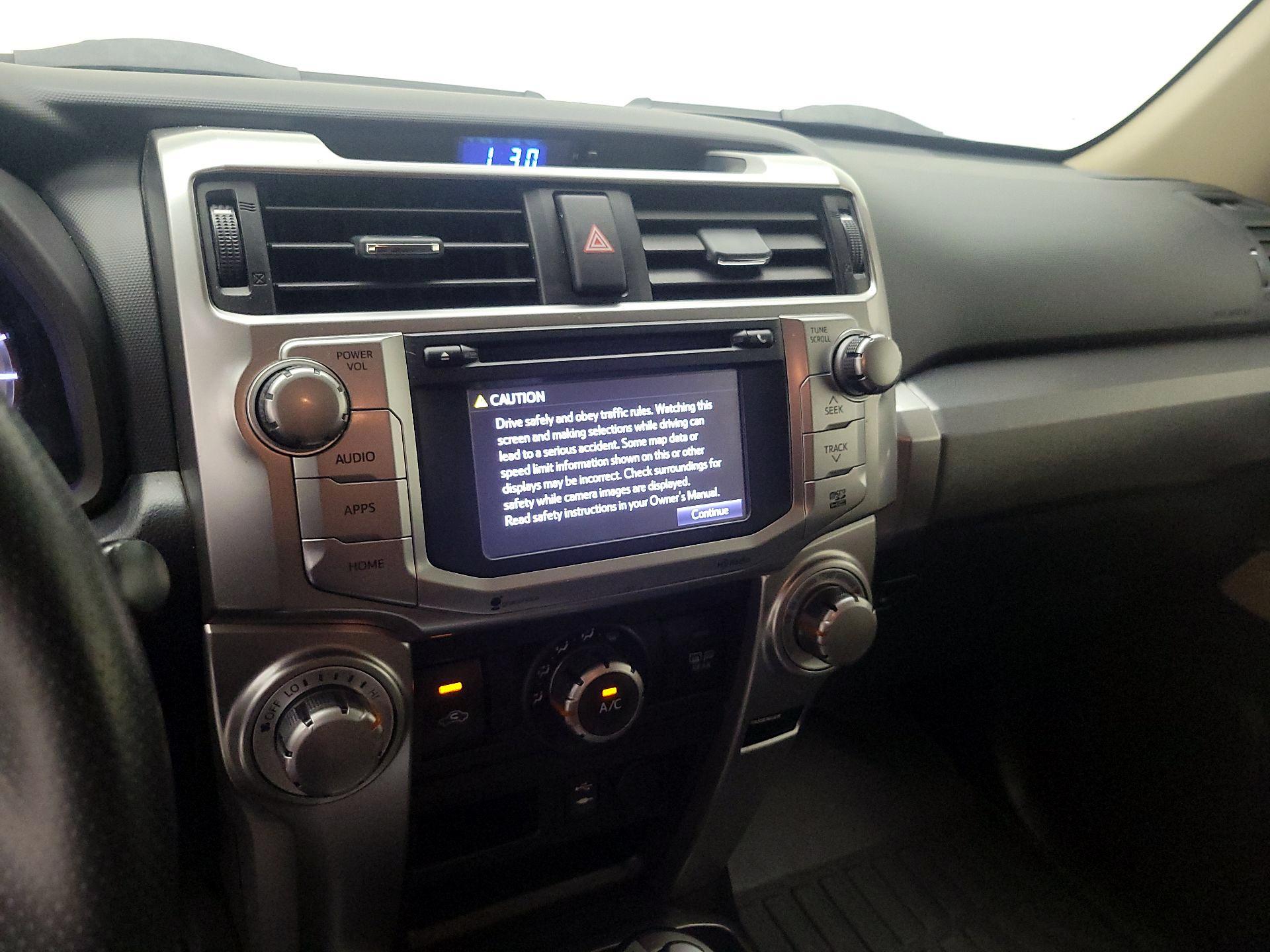 Thumbnail: 2015 Toyota 4Runner - 15