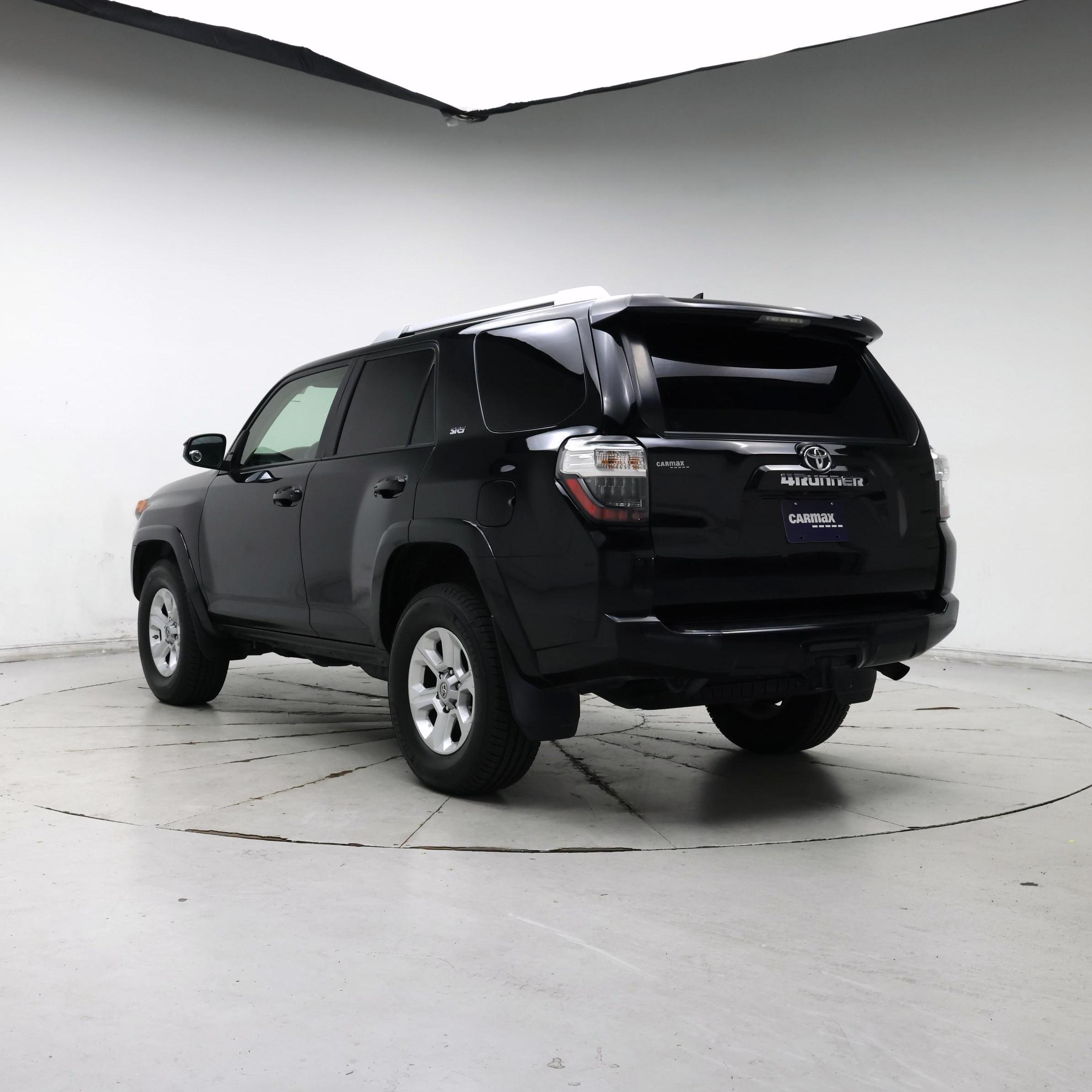 Thumbnail: 2015 Toyota 4Runner - 2