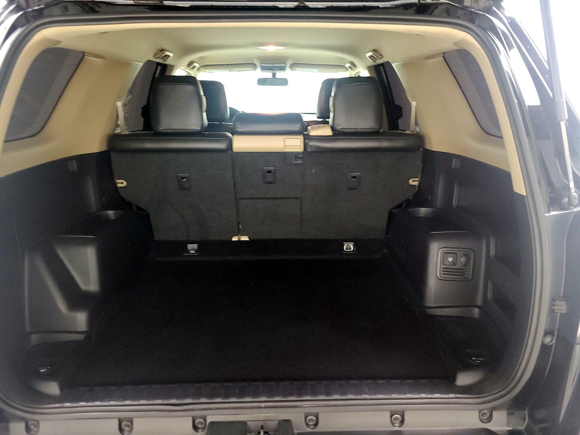 Thumbnail: 2015 Toyota 4Runner - 20