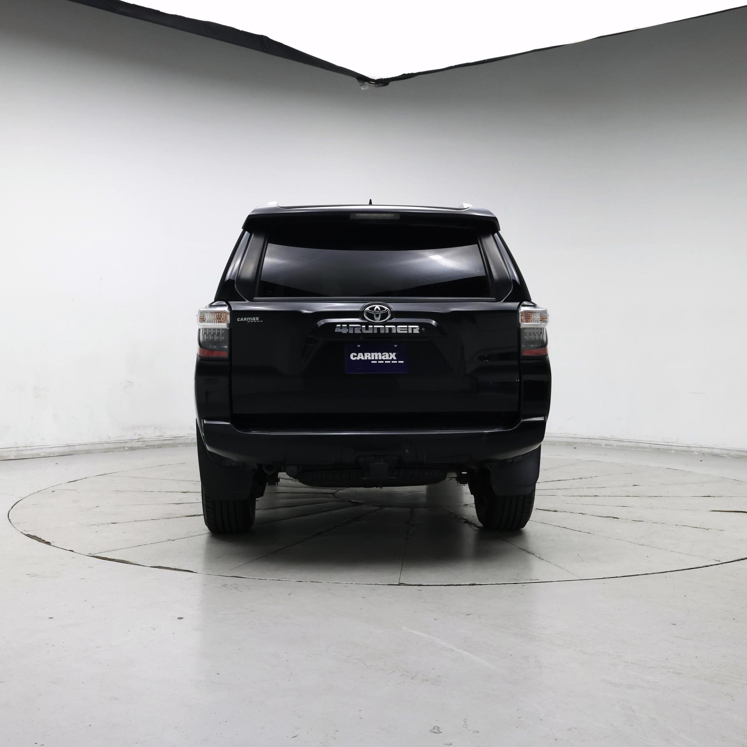 Thumbnail: 2015 Toyota 4Runner - 6