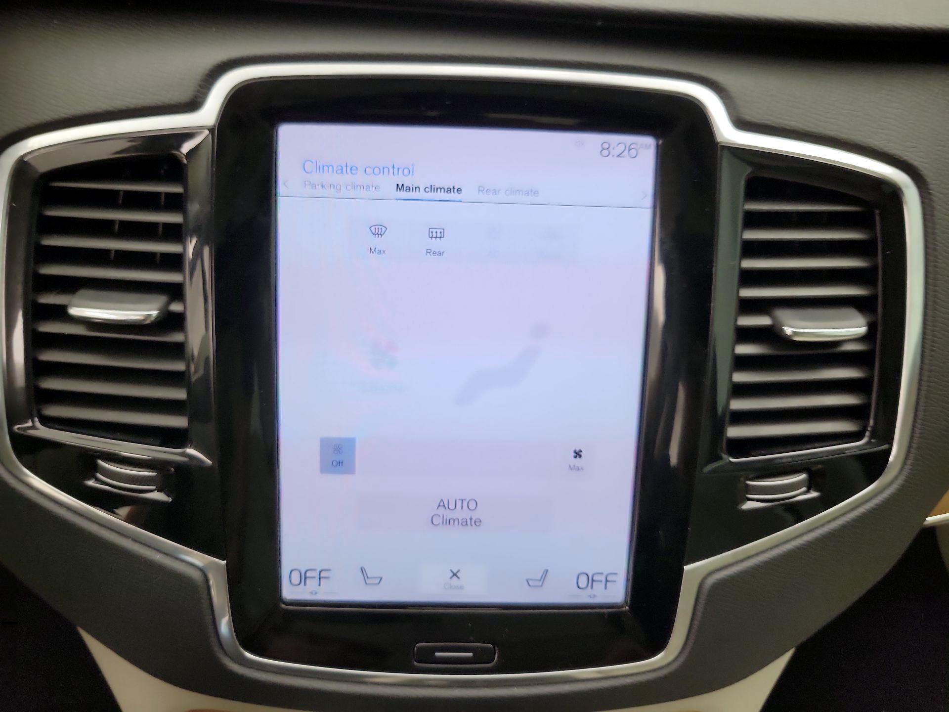 Thumbnail: 2022 Volvo XC90 - 17