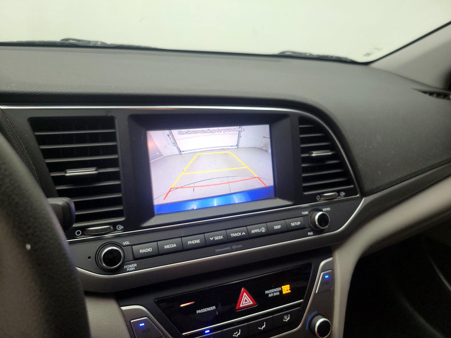 Thumbnail: 2018 Hyundai Elantra - 14