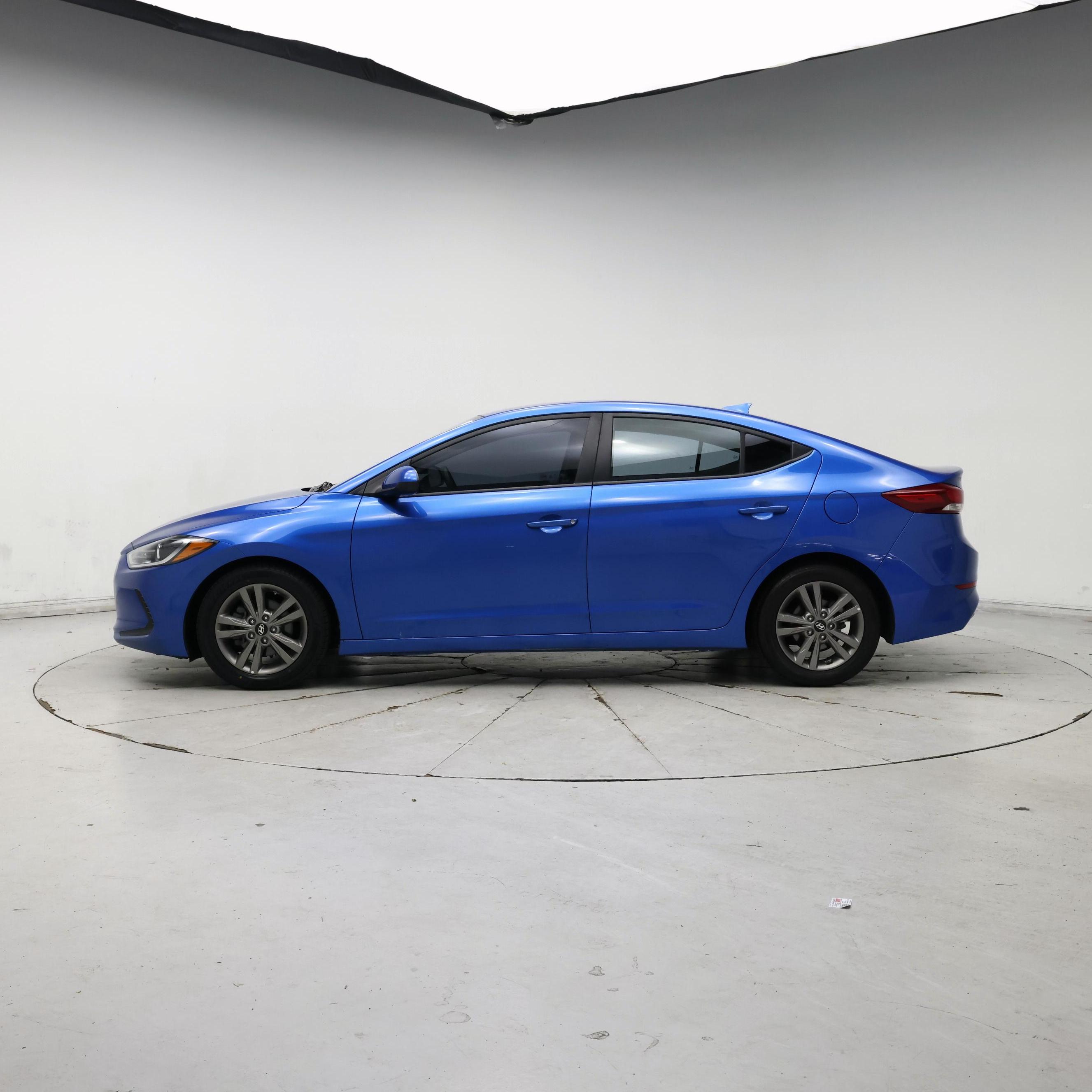 Thumbnail: 2018 Hyundai Elantra - 3