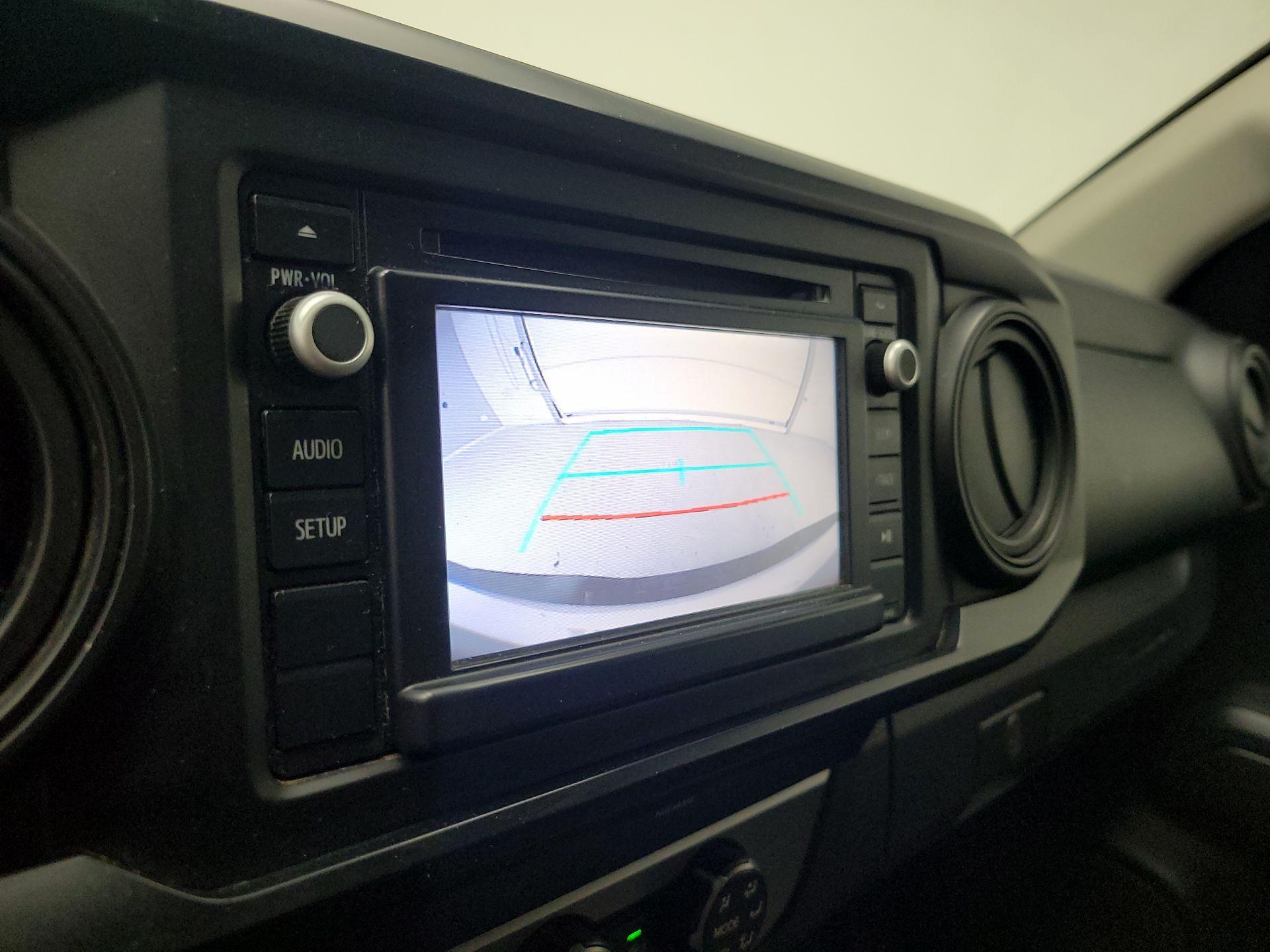 Thumbnail: 2019 Toyota Tacoma - 14