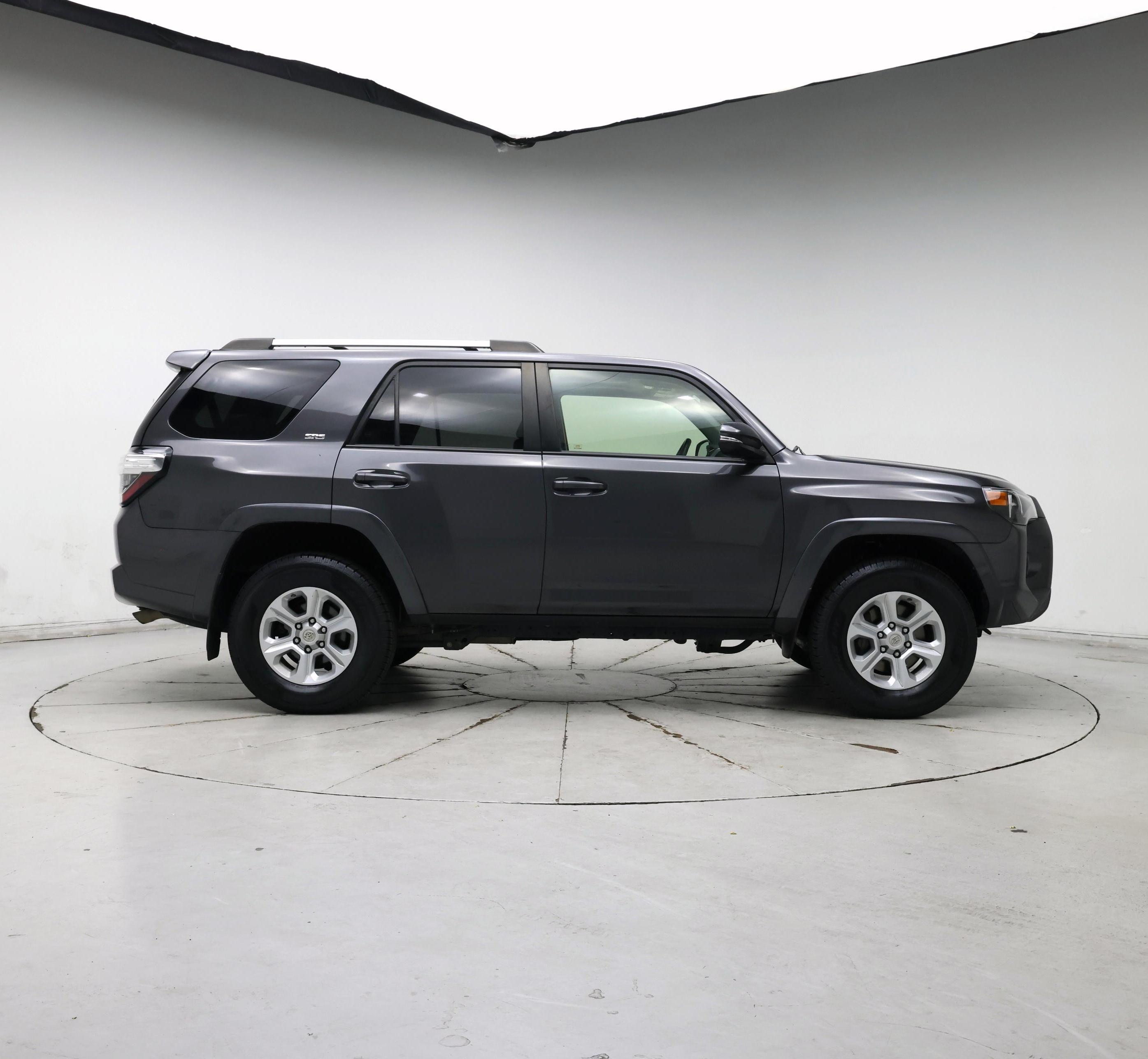 Thumbnail: 2019 Toyota 4Runner - 7