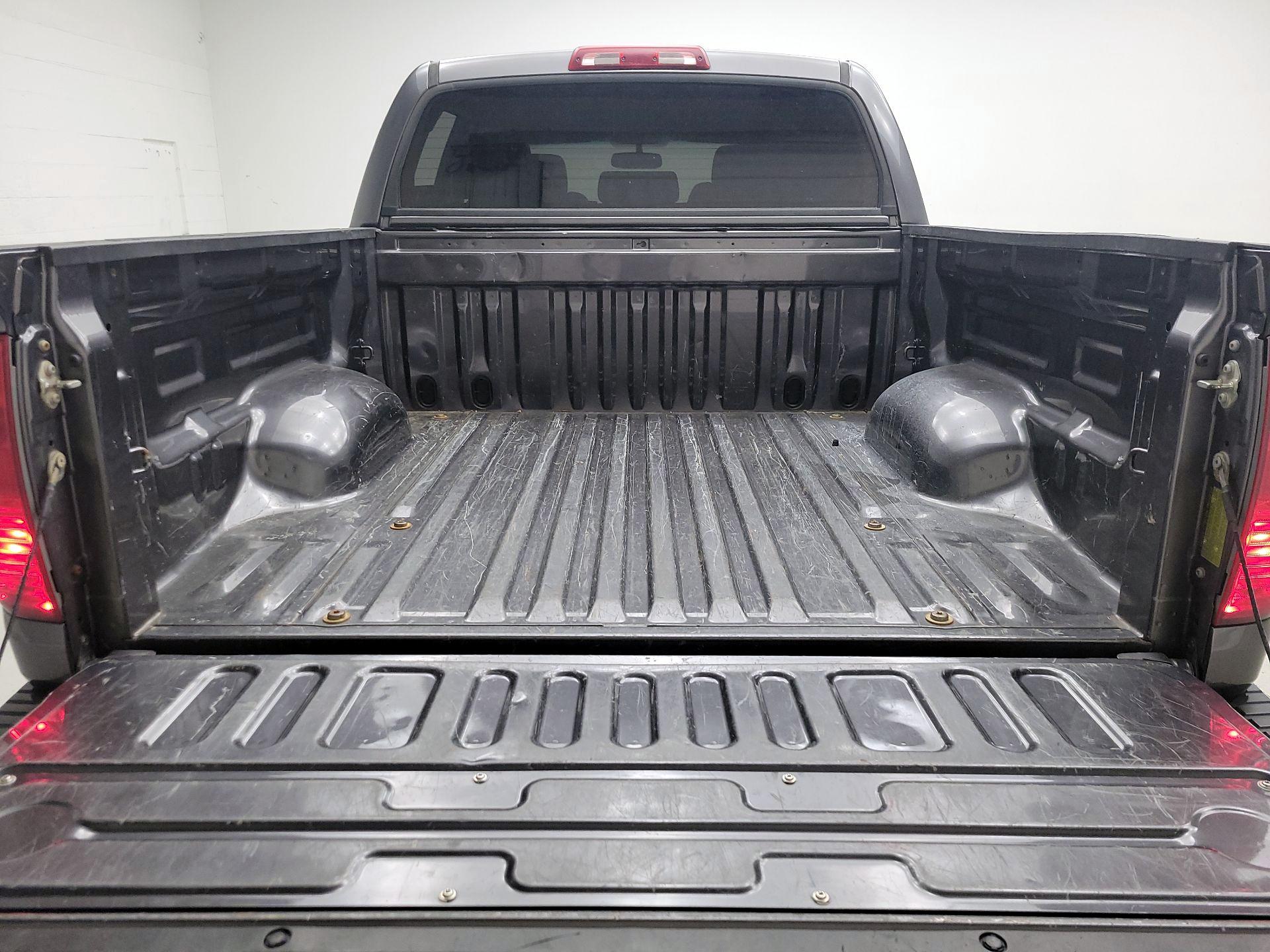 Thumbnail: 2014 Toyota Tundra - 18