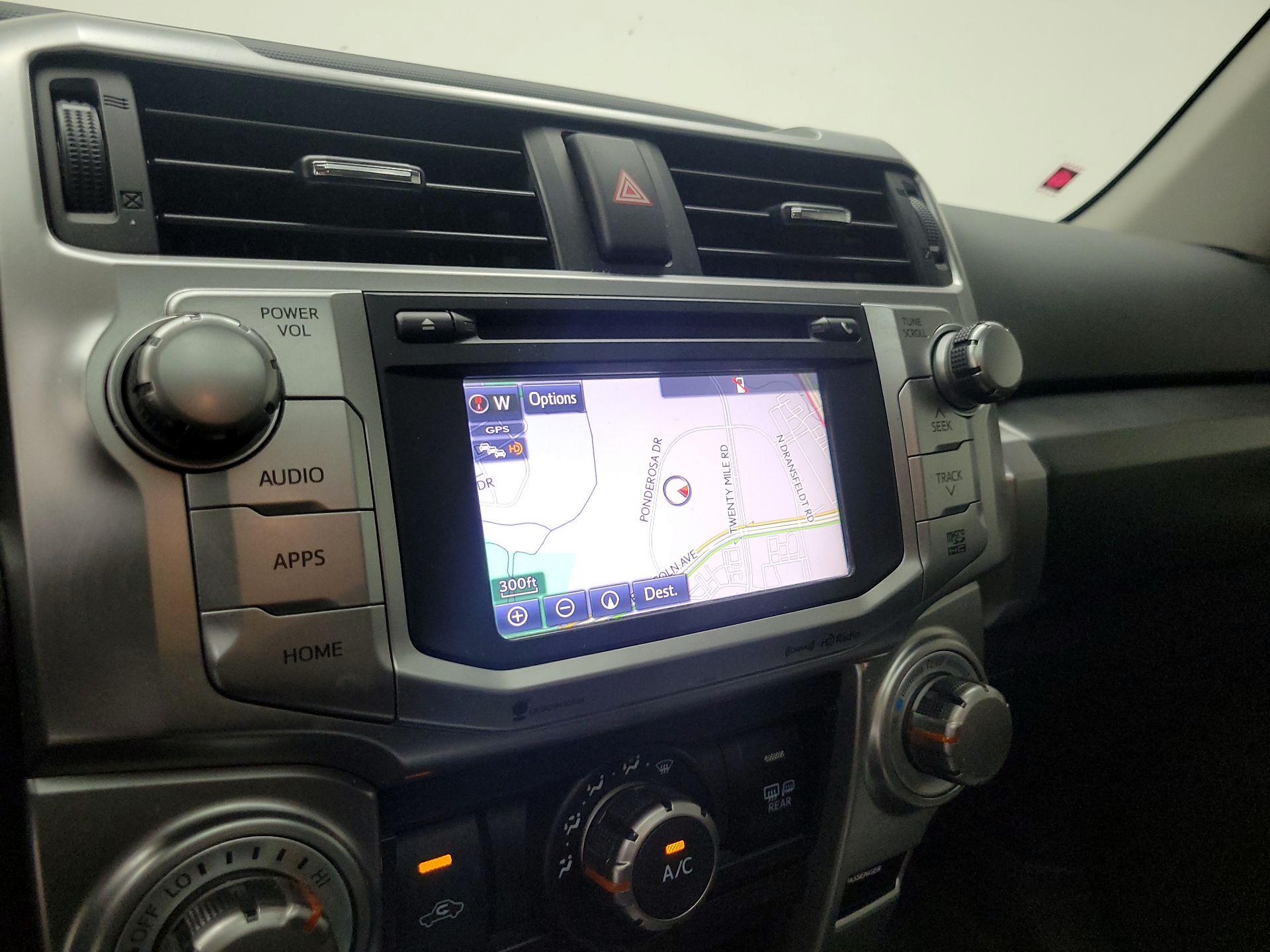 Thumbnail: 2016 Toyota 4Runner - 14