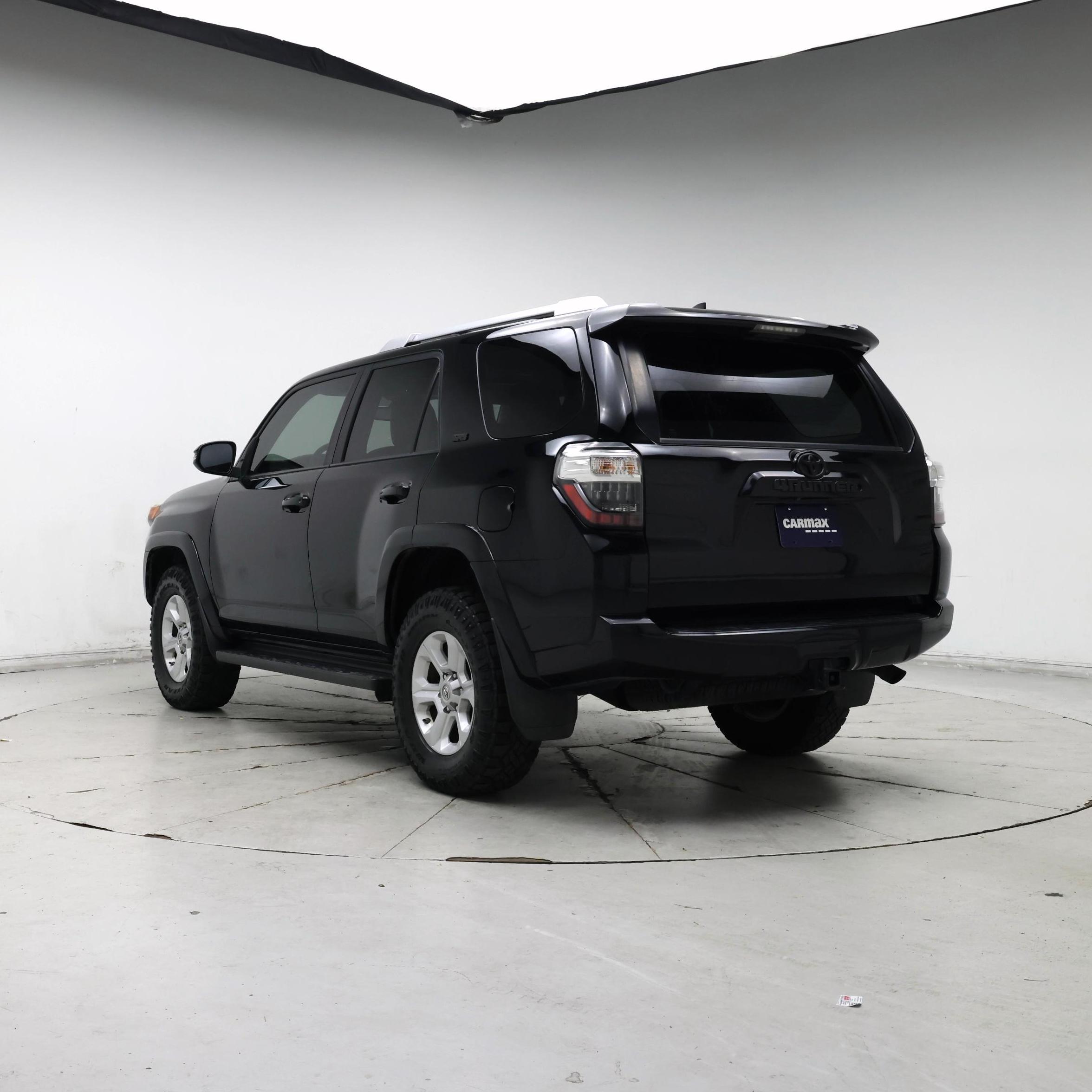 Thumbnail: 2016 Toyota 4Runner - 2