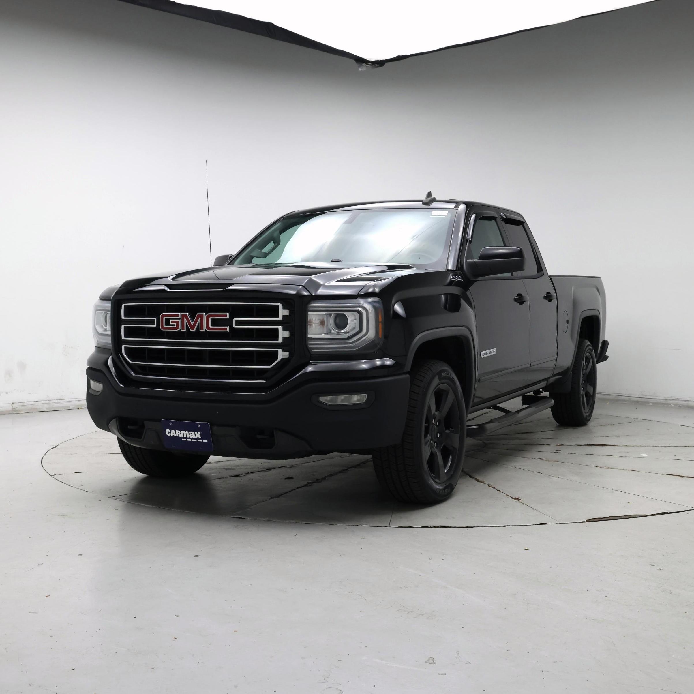 Thumbnail: 2017 GMC Sierra 1500 - 4