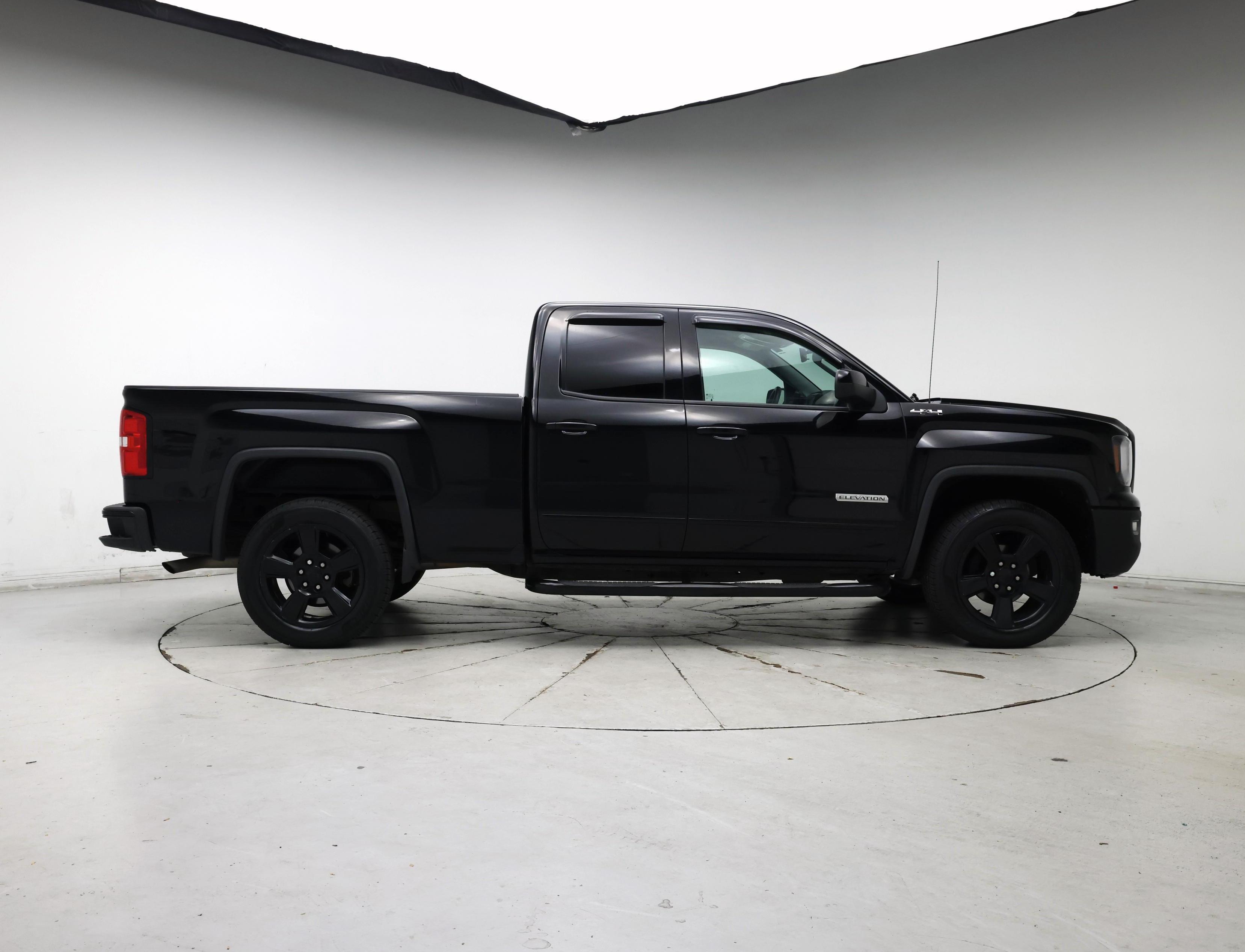 Thumbnail: 2017 GMC Sierra 1500 - 7