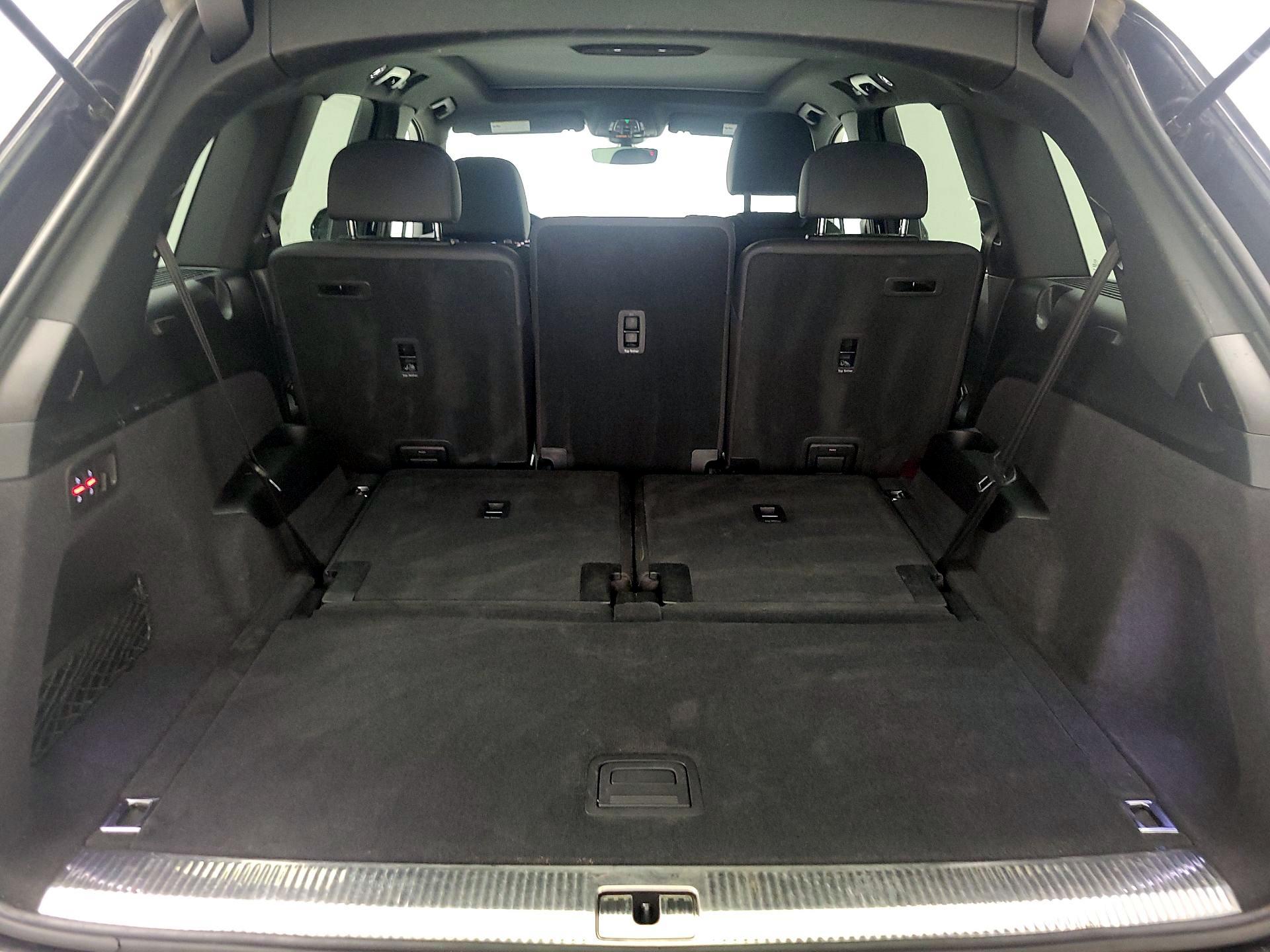 Thumbnail: 2021 Audi Q7 - 20