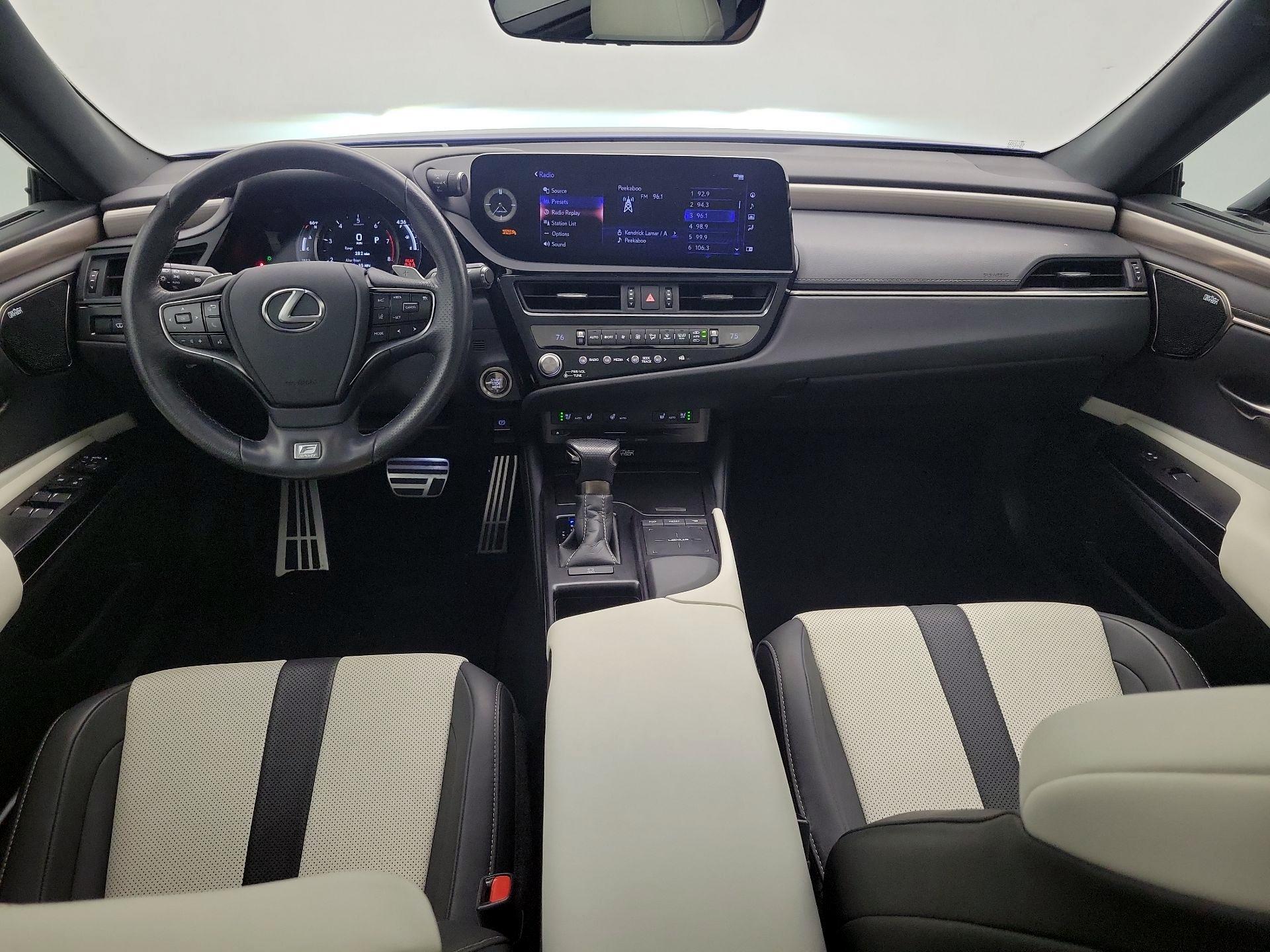 Thumbnail: 2022 Lexus ES - 9