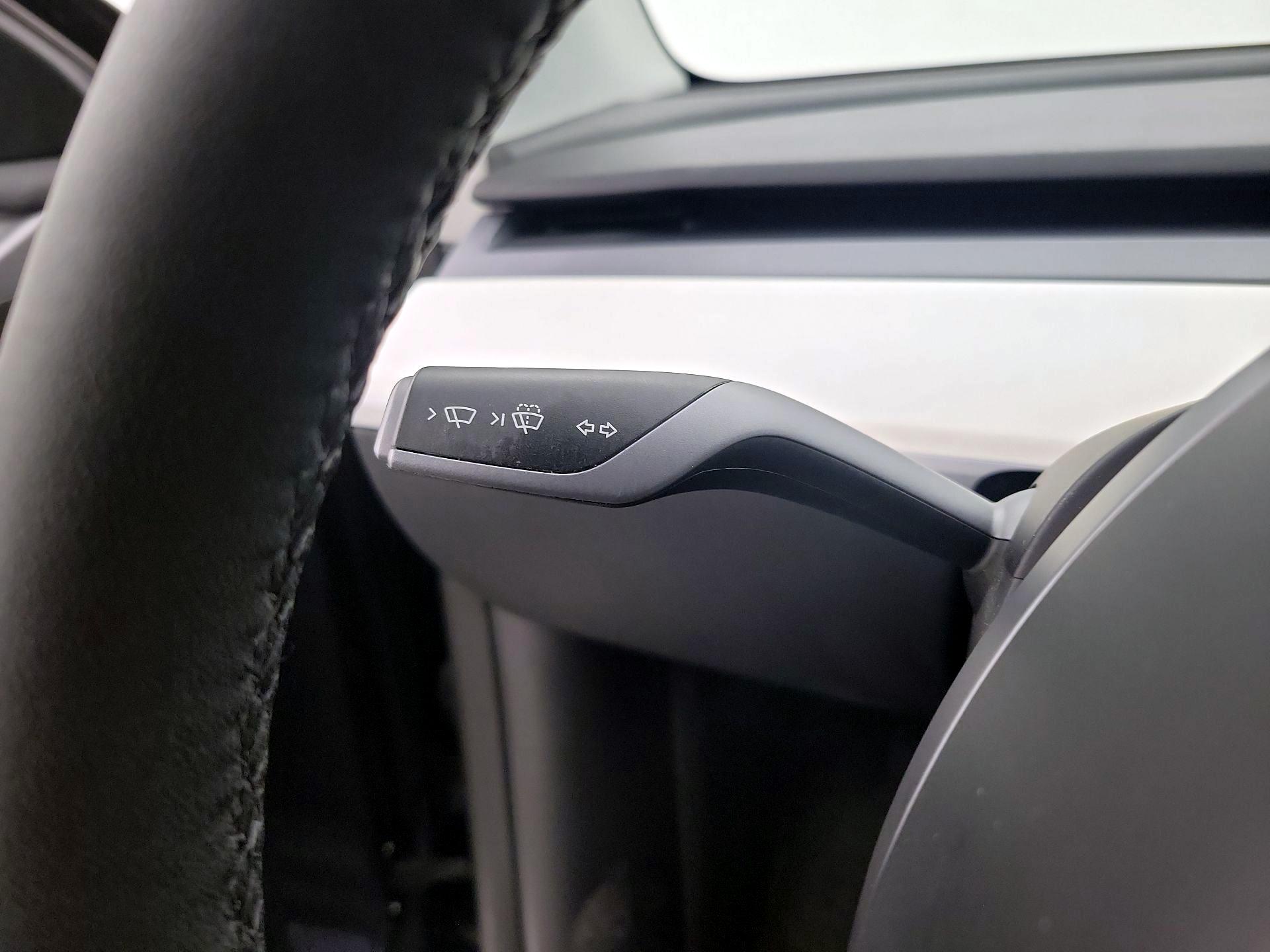 Thumbnail: 2022 Tesla Model Y - 13