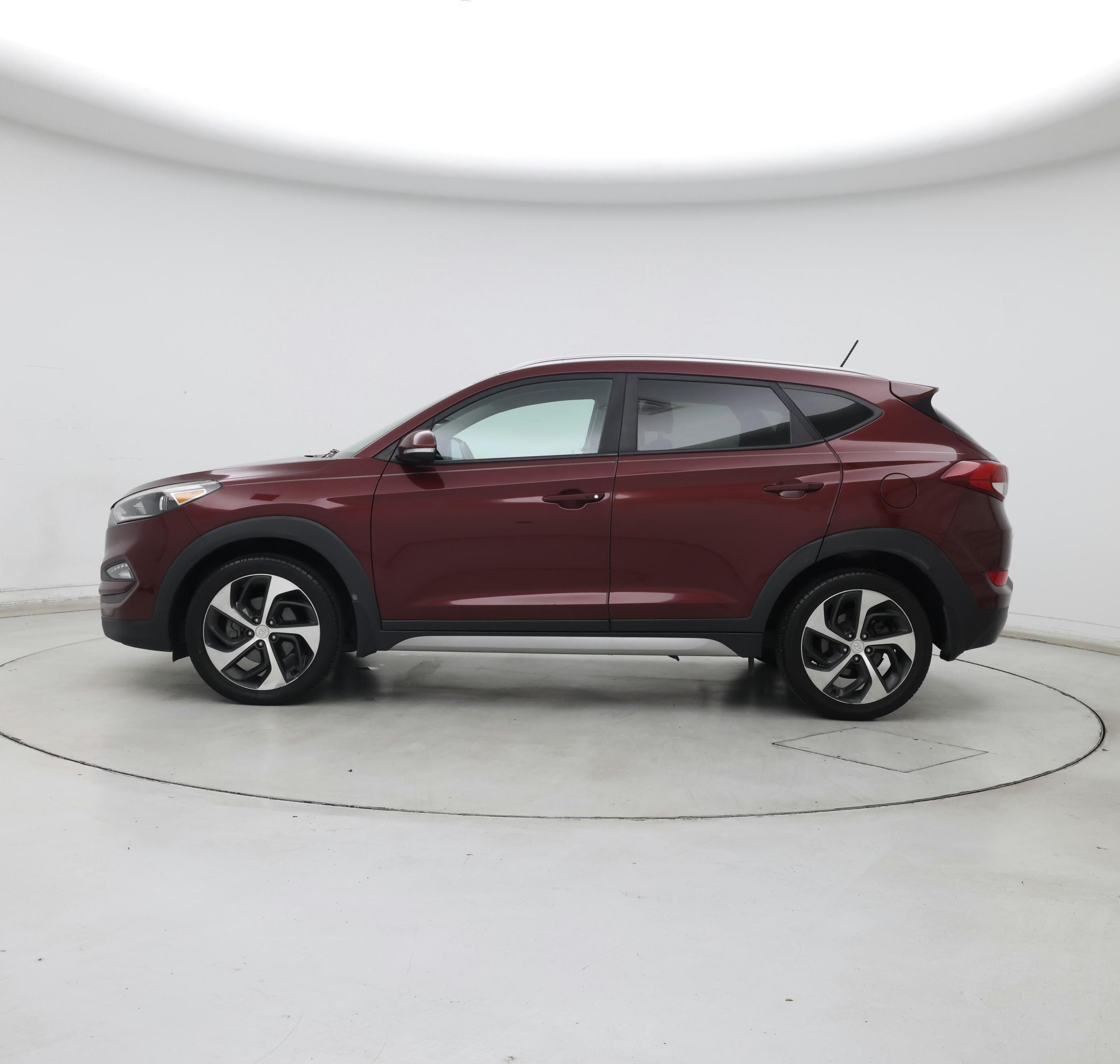 Thumbnail: 2017 Hyundai Tucson - 3