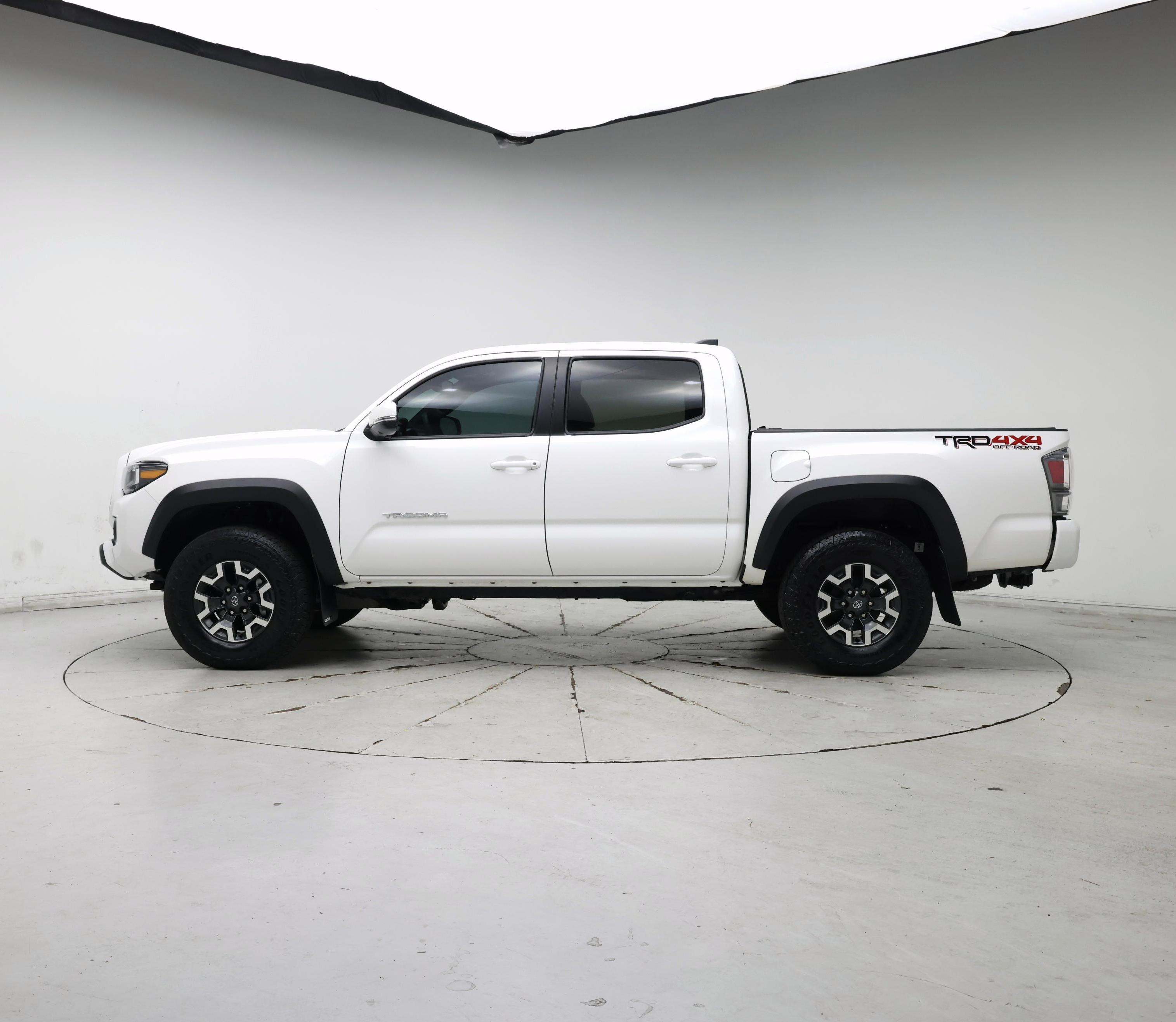 Thumbnail: 2023 Toyota Tacoma - 3