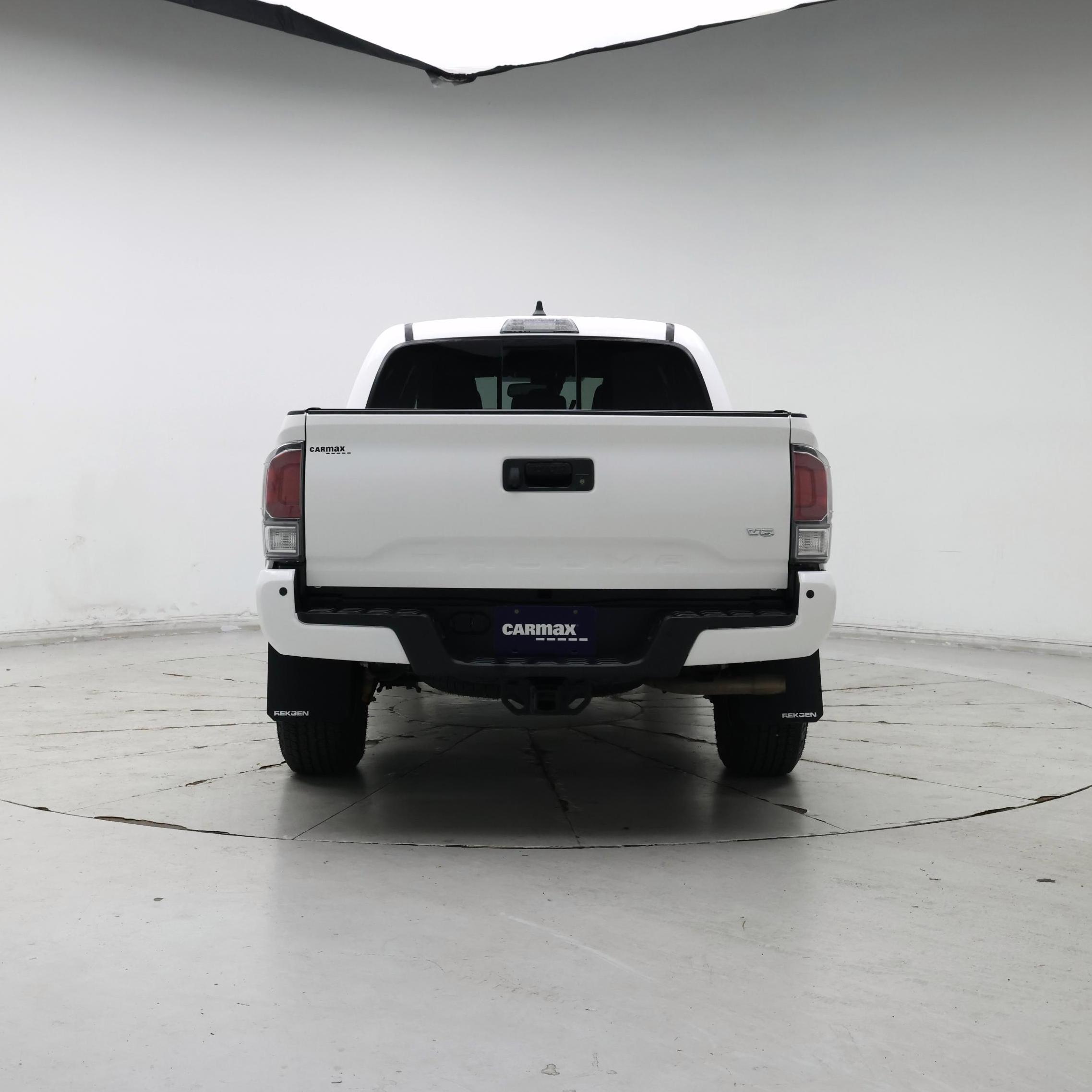 Thumbnail: 2023 Toyota Tacoma - 6