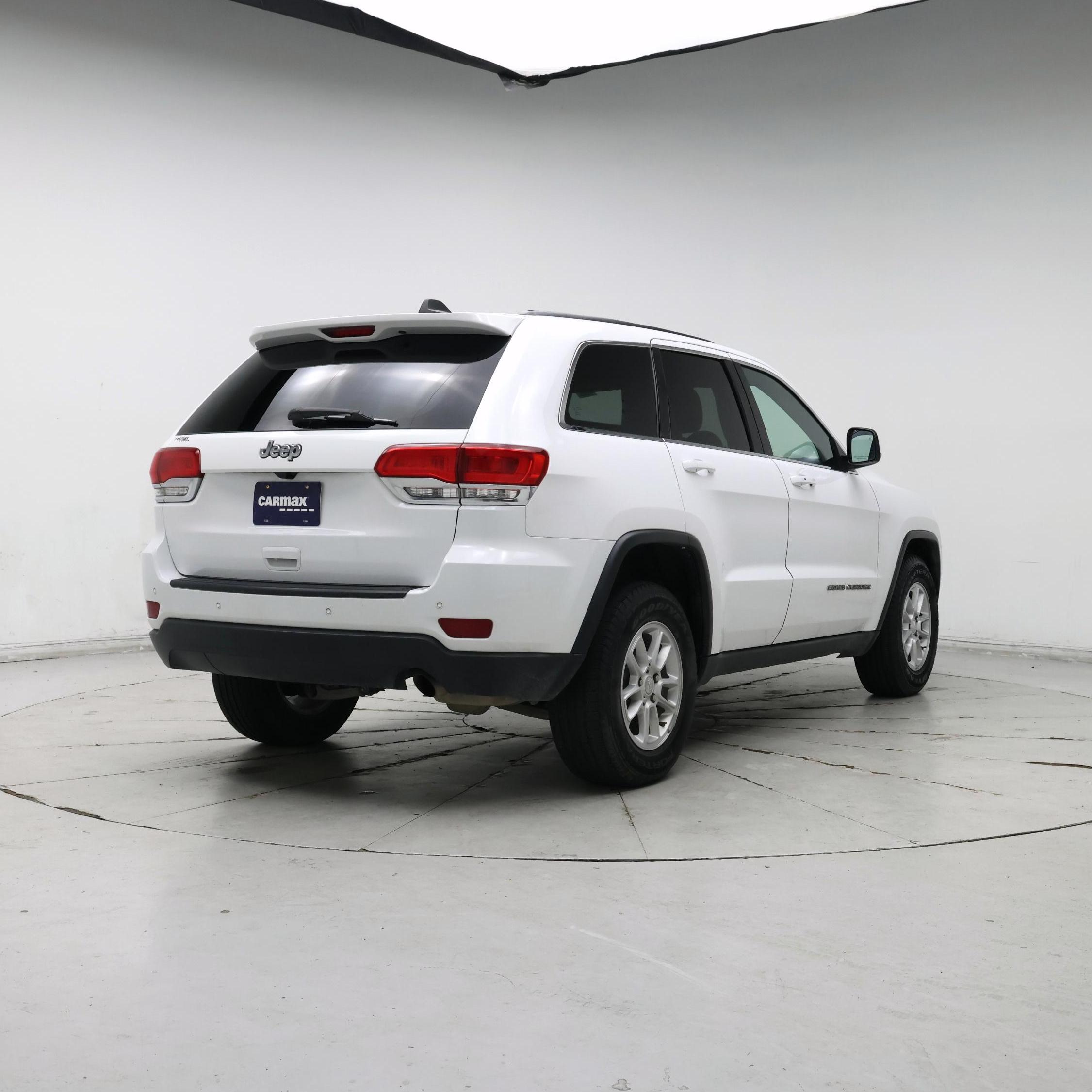 Thumbnail: 2019 Jeep Grand Cherokee - 8