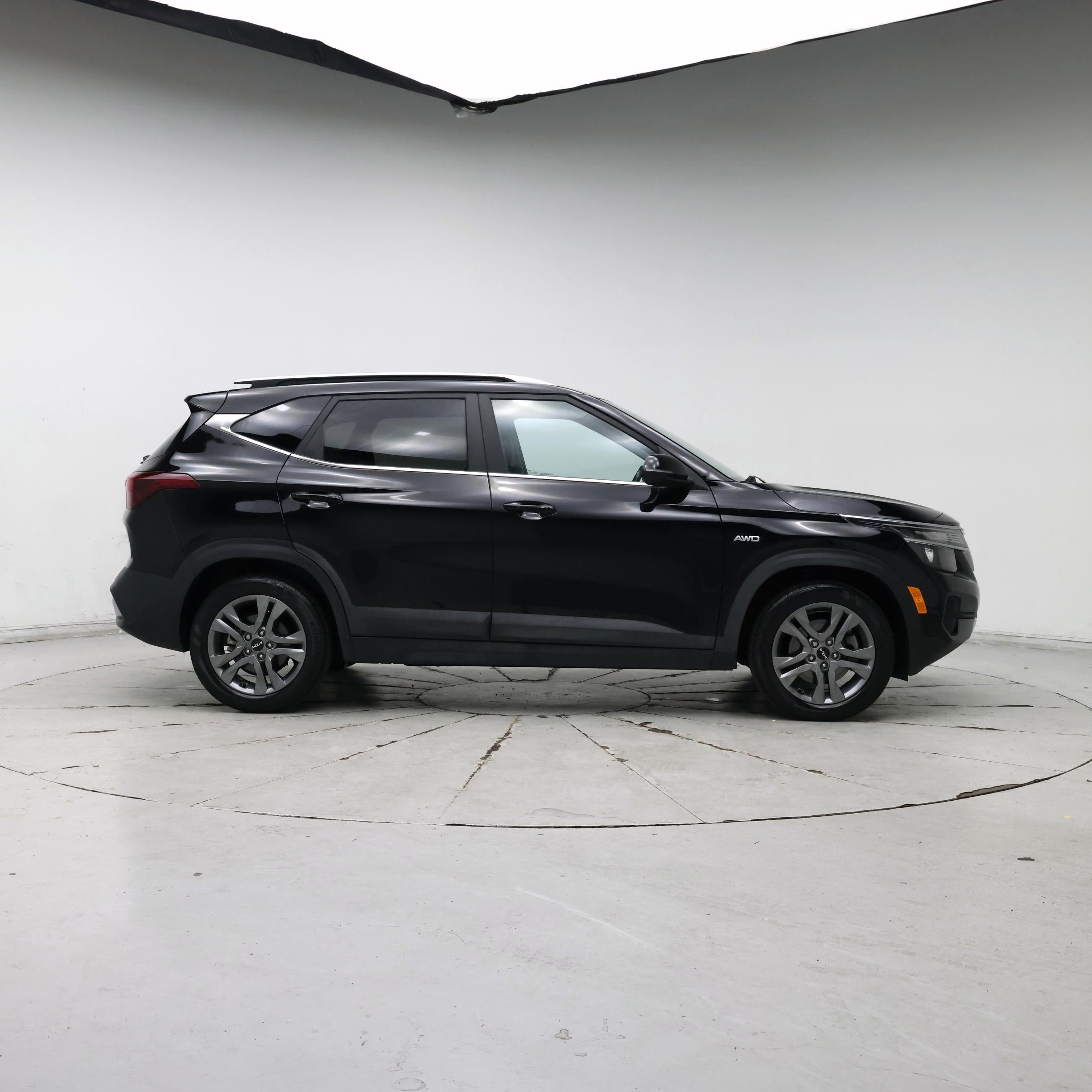 Thumbnail: 2022 Kia Seltos - 7