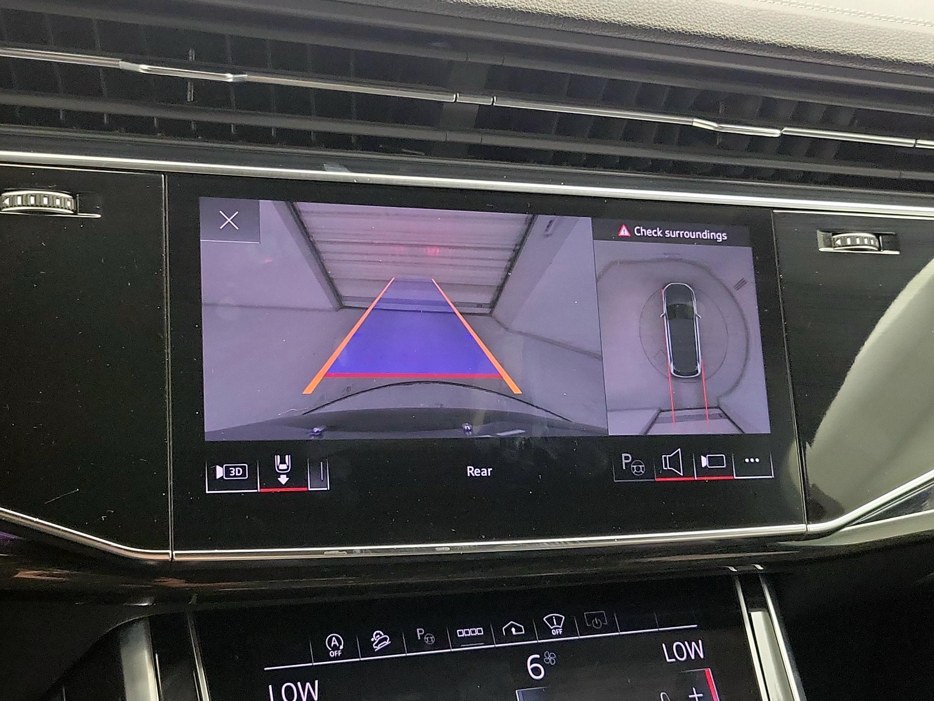 Thumbnail: 2023 Audi Q7 - 15