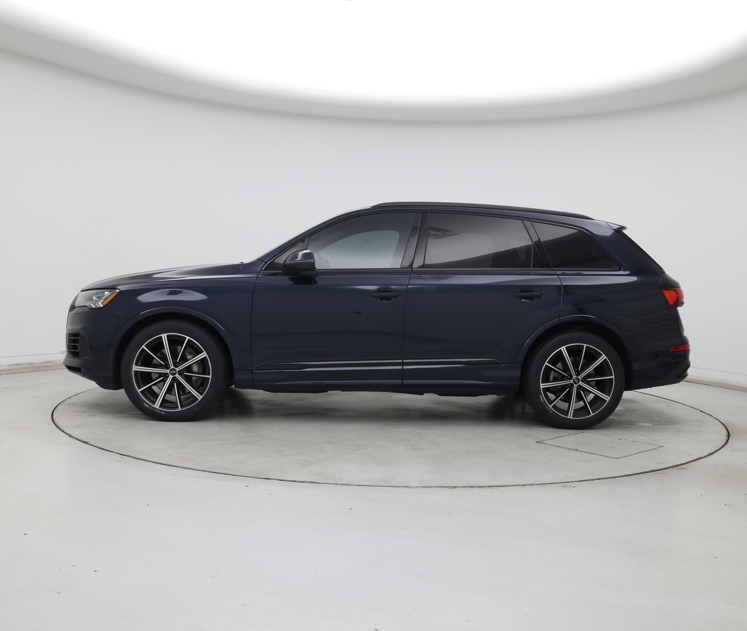 Thumbnail: 2023 Audi Q7 - 3