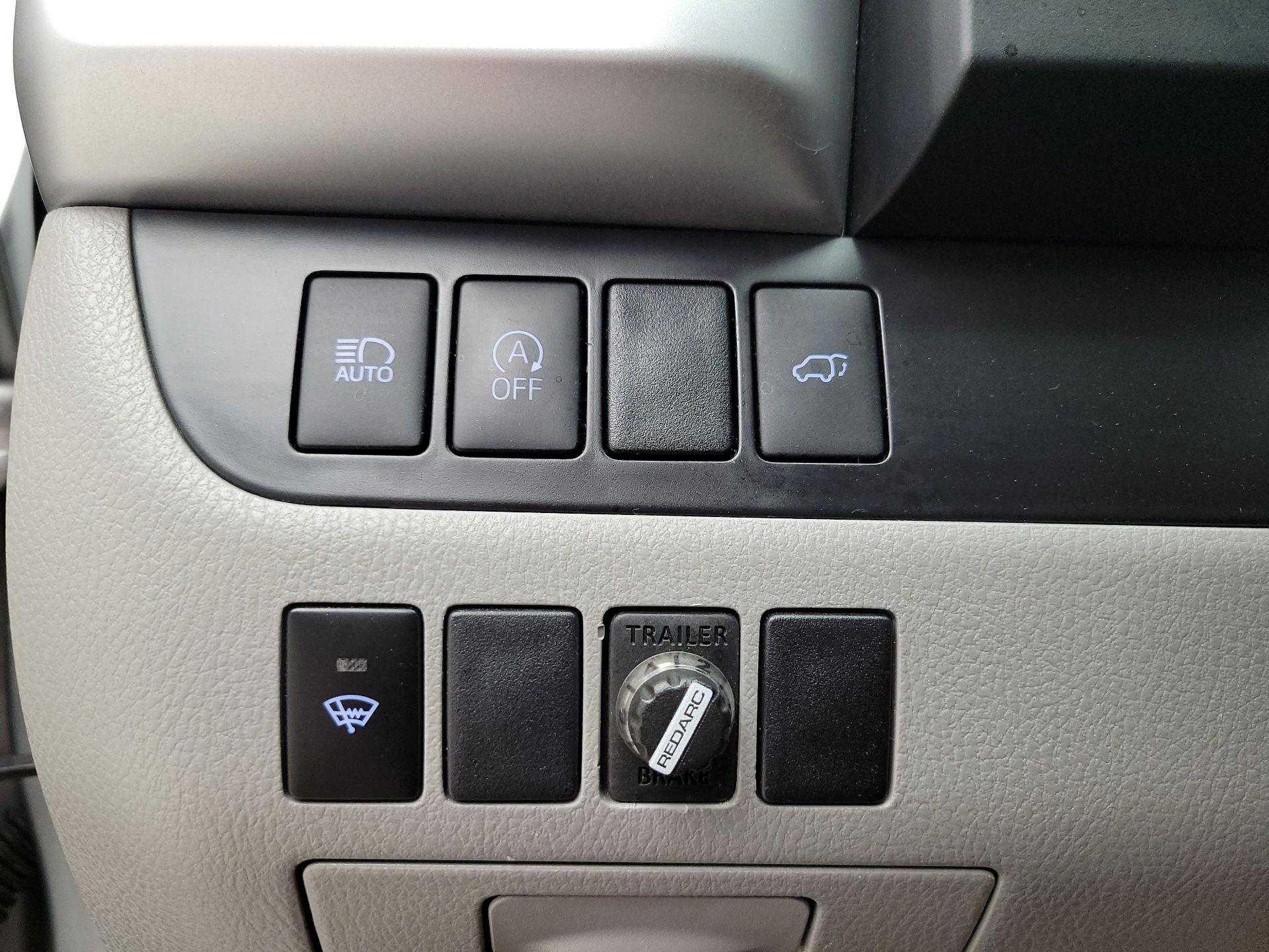 Thumbnail: 2019 Toyota Highlander - 13