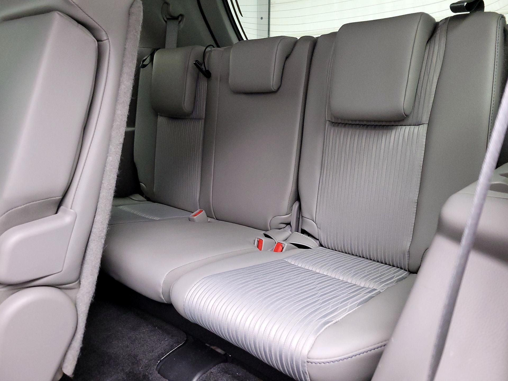 Thumbnail: 2019 Toyota Highlander - 20