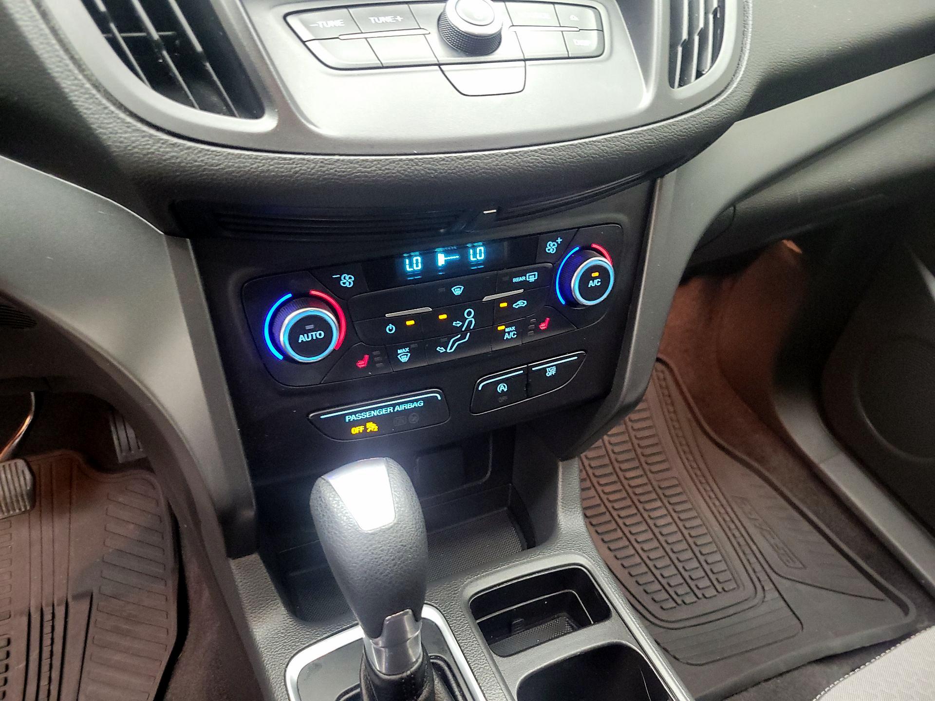 Thumbnail: 2017 Ford Escape - 17