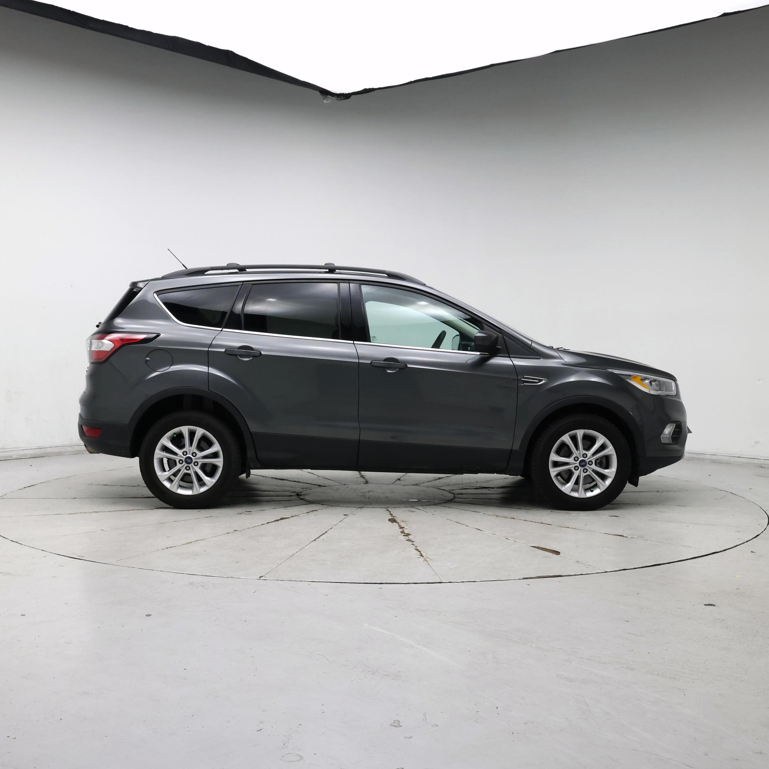 Thumbnail: 2017 Ford Escape - 7