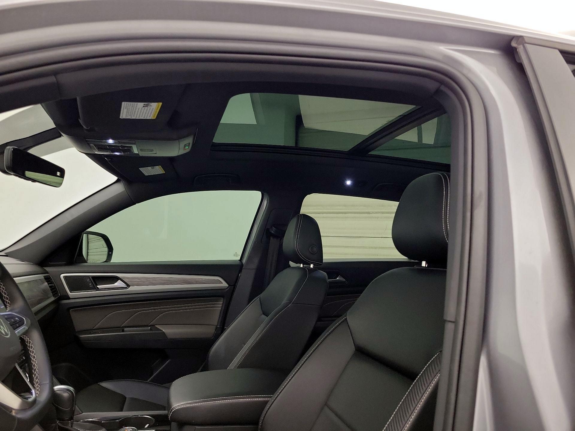 Thumbnail: 2022 Volkswagen Atlas - 19