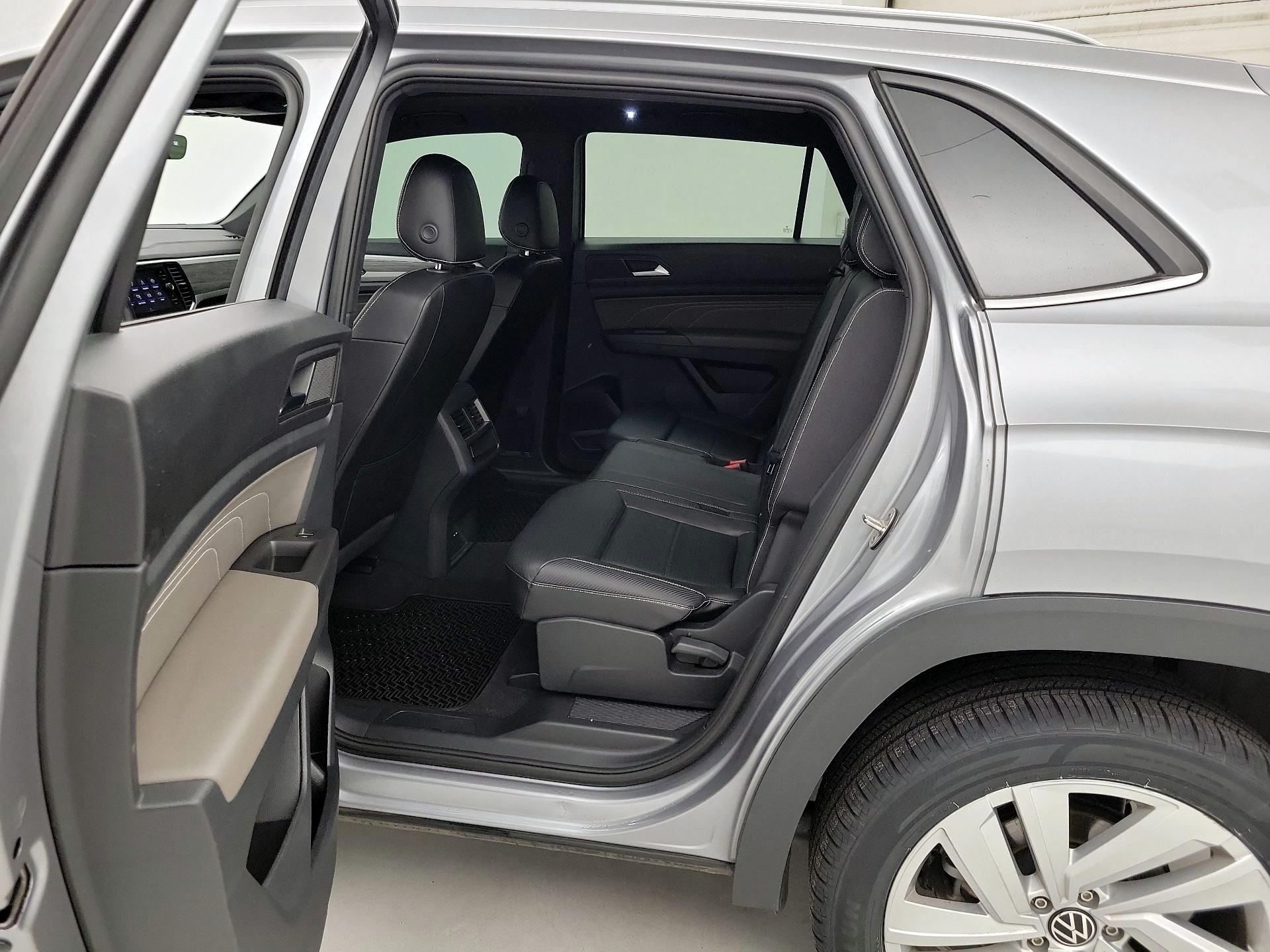 Thumbnail: 2022 Volkswagen Atlas - 20