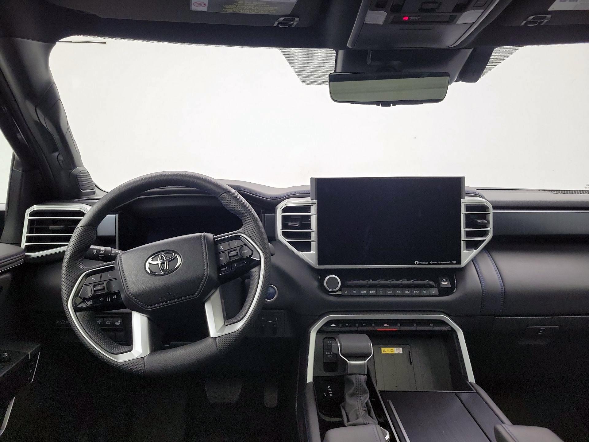 Thumbnail: 2024 Toyota Sequoia - 9