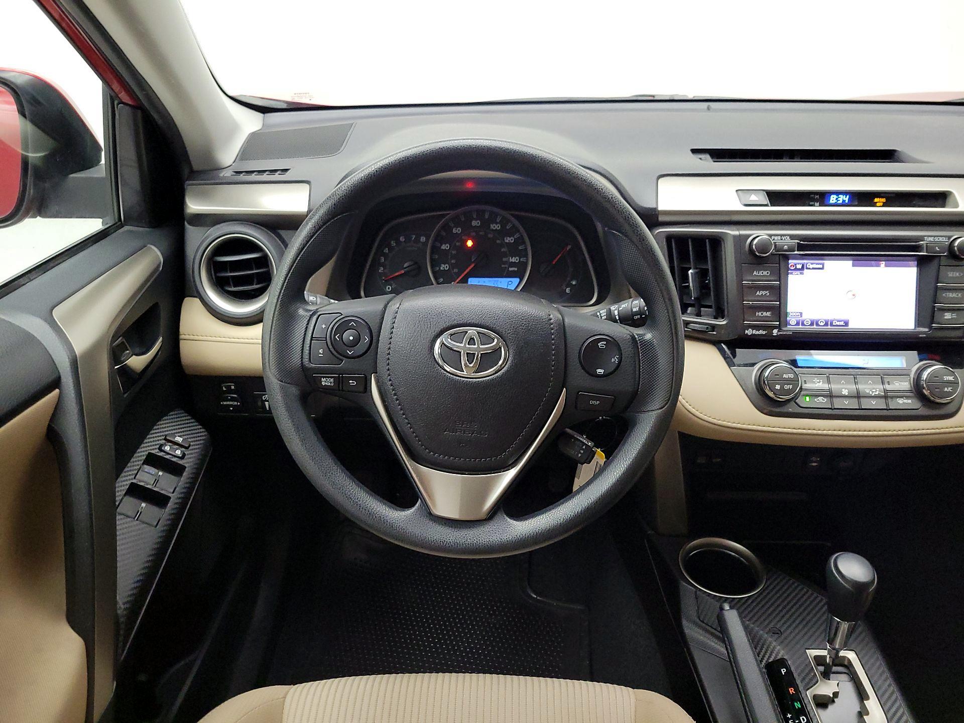Thumbnail: 2014 Toyota RAV4 - 10