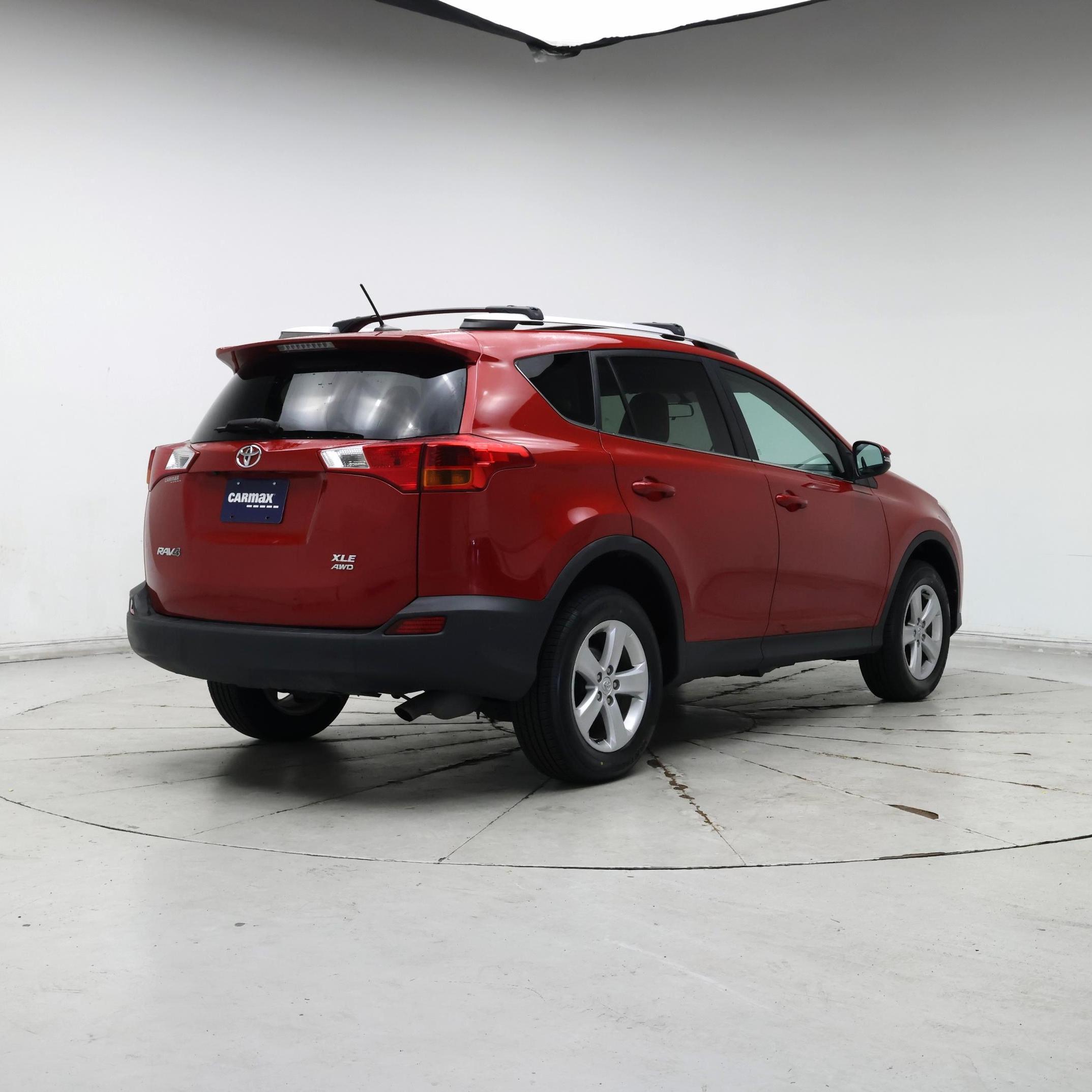 Thumbnail: 2014 Toyota RAV4 - 8