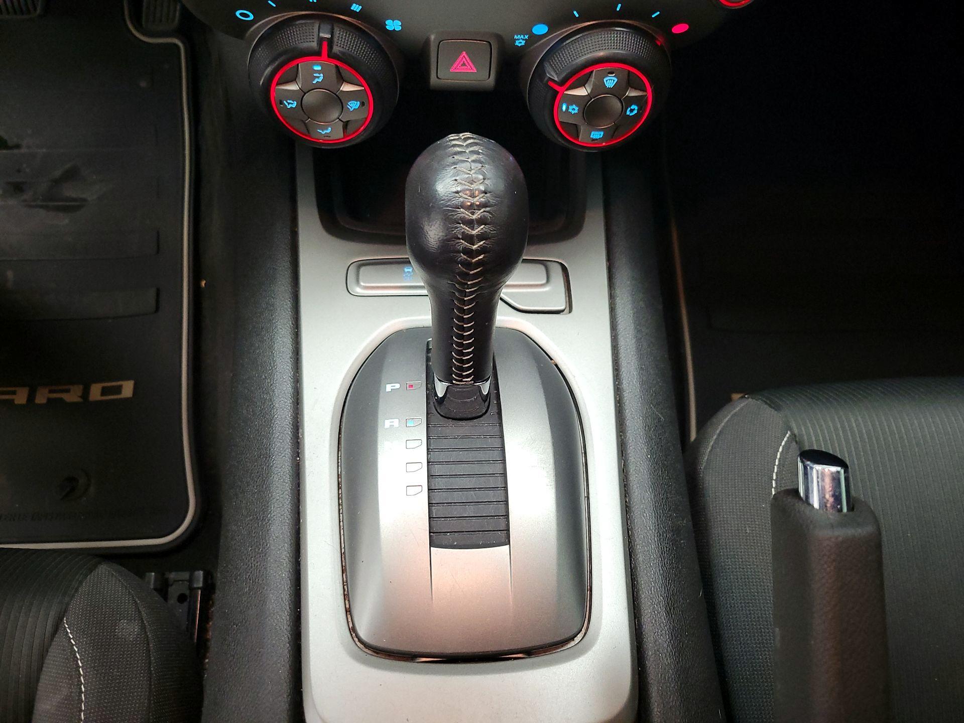 Thumbnail: 2015 Chevrolet Camaro - 17