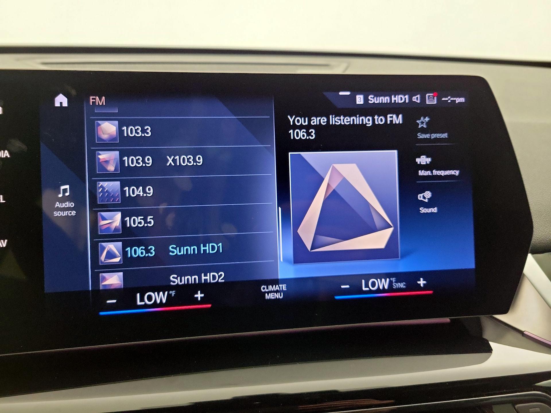 Thumbnail: 2023 BMW X1 - 16