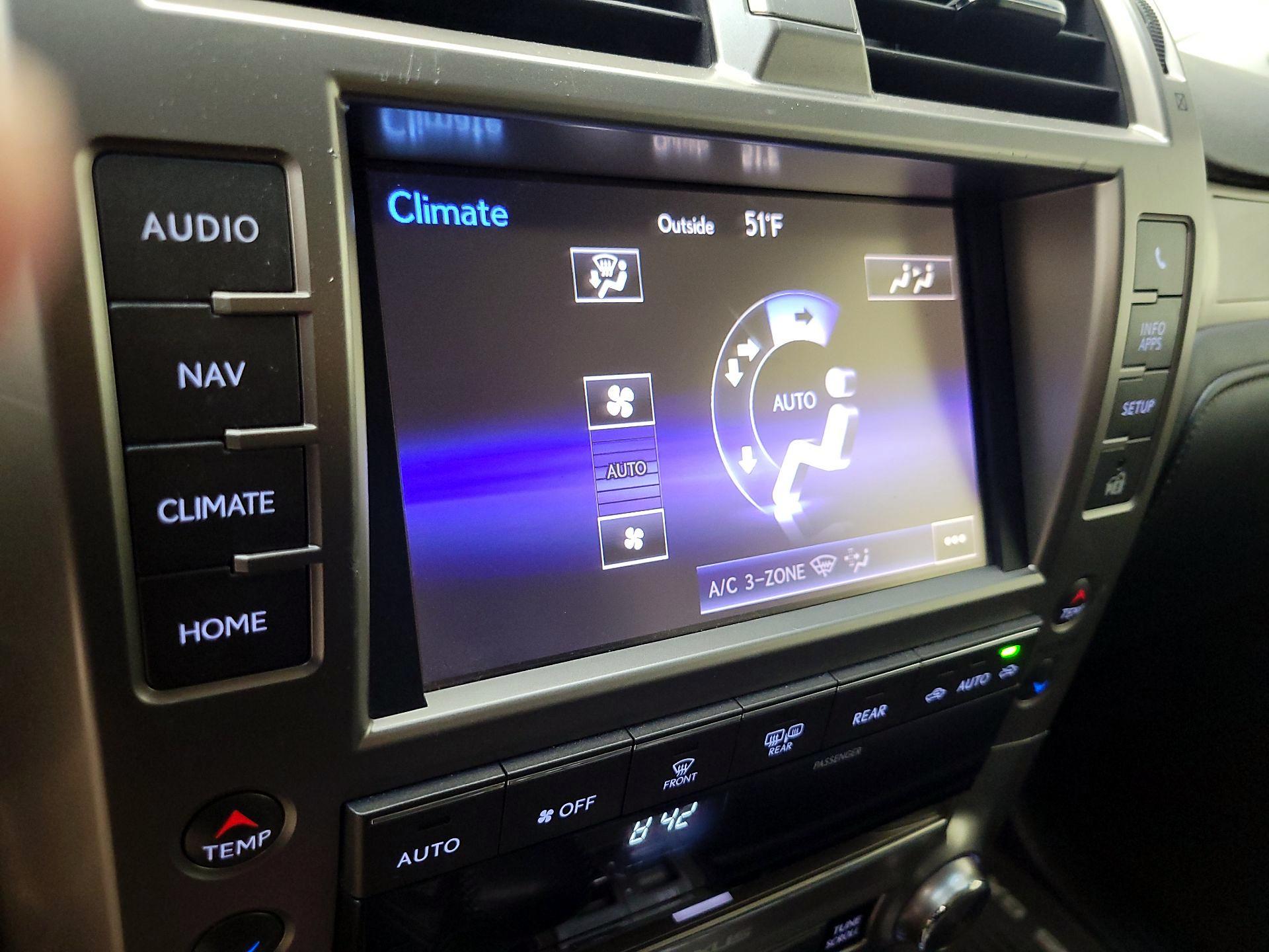 Thumbnail: 2017 Lexus GX - 17
