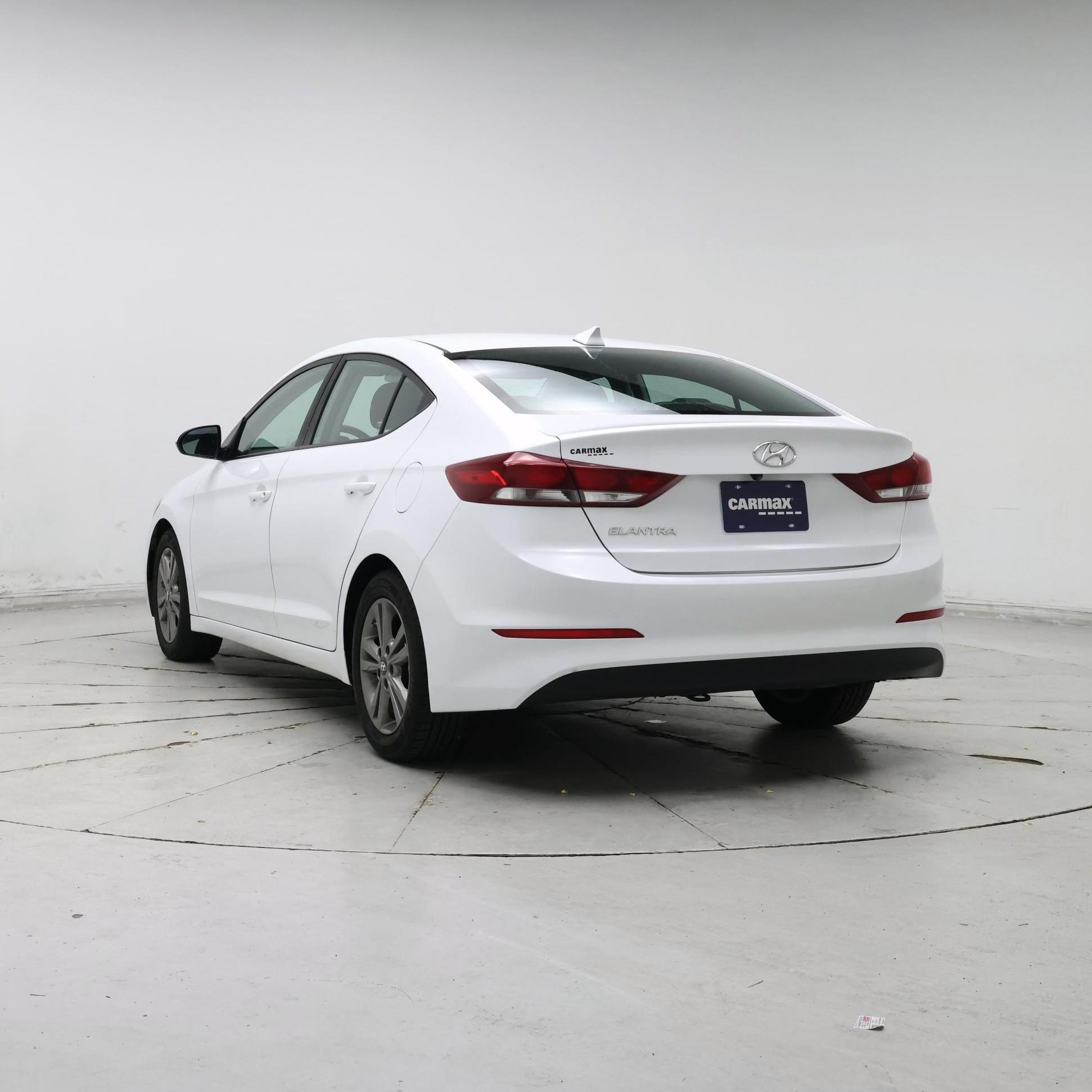 Thumbnail: 2018 Hyundai Elantra - 2