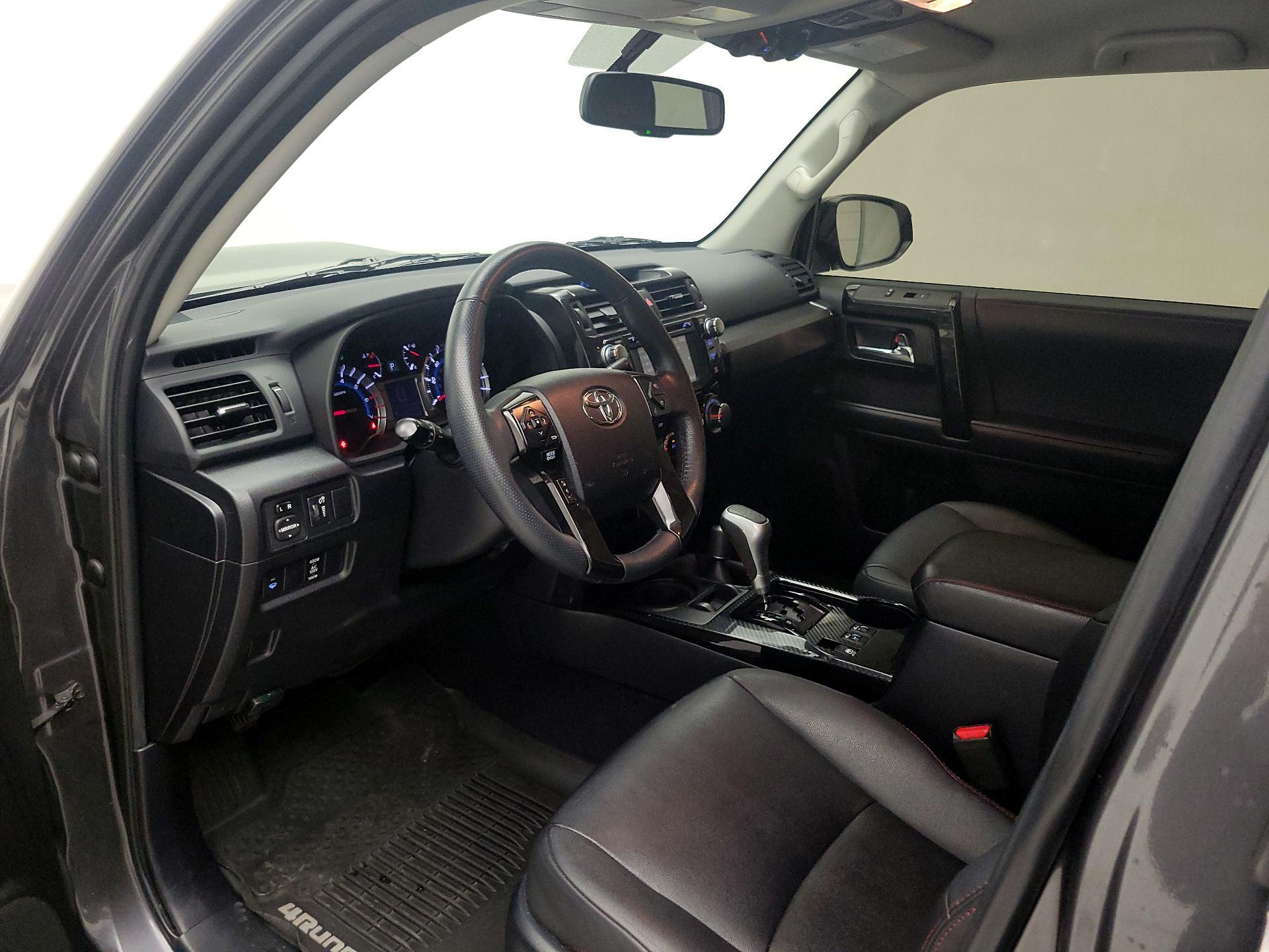 Thumbnail: 2019 Toyota 4Runner - 11