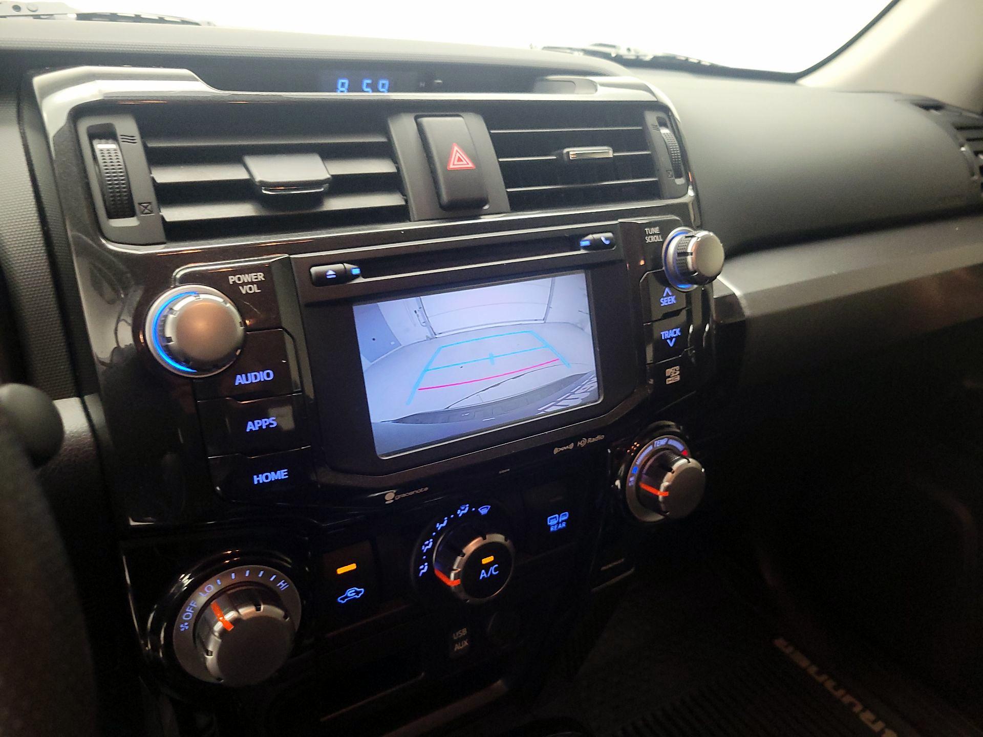 Thumbnail: 2019 Toyota 4Runner - 14