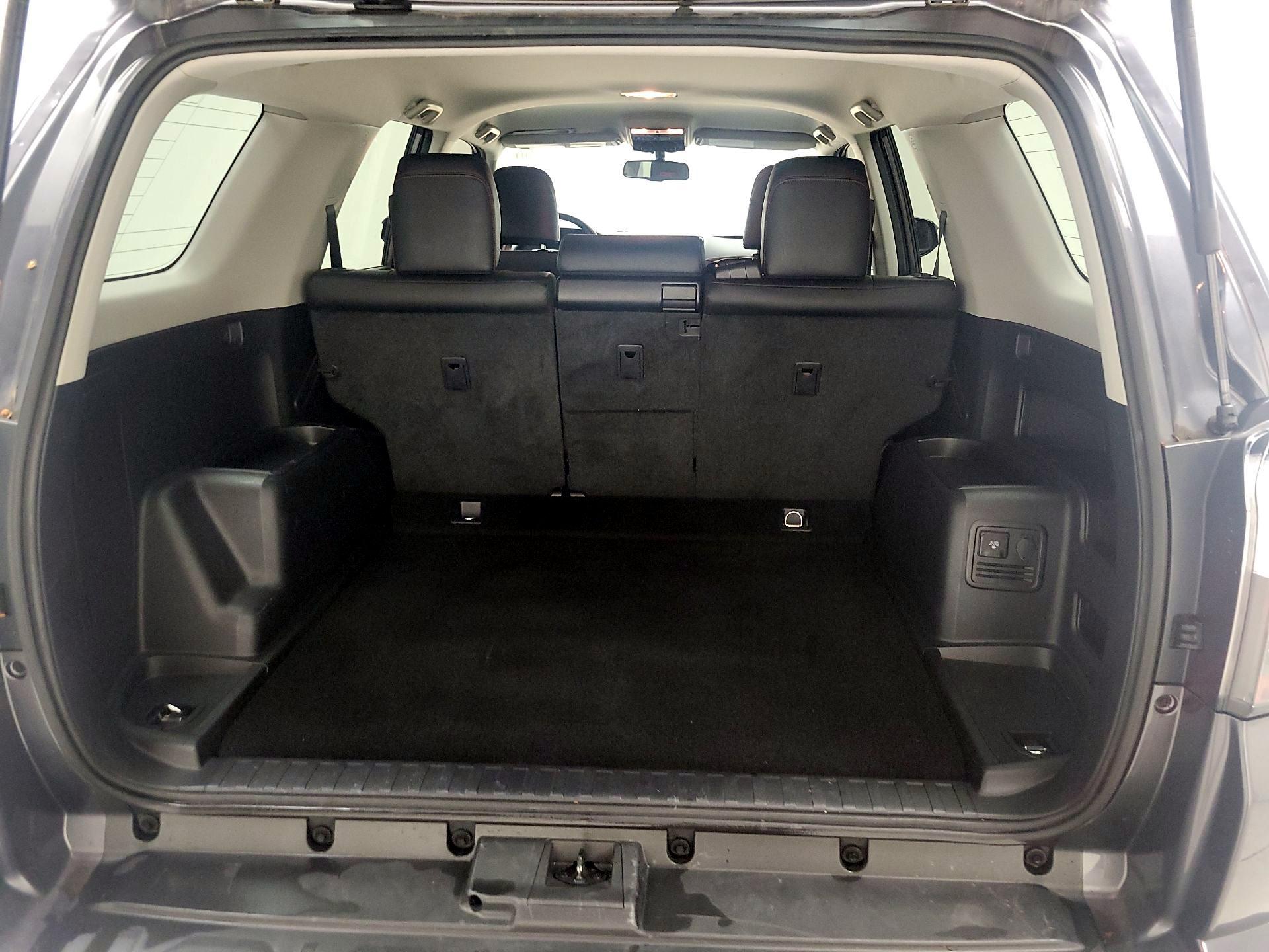 Thumbnail: 2019 Toyota 4Runner - 20