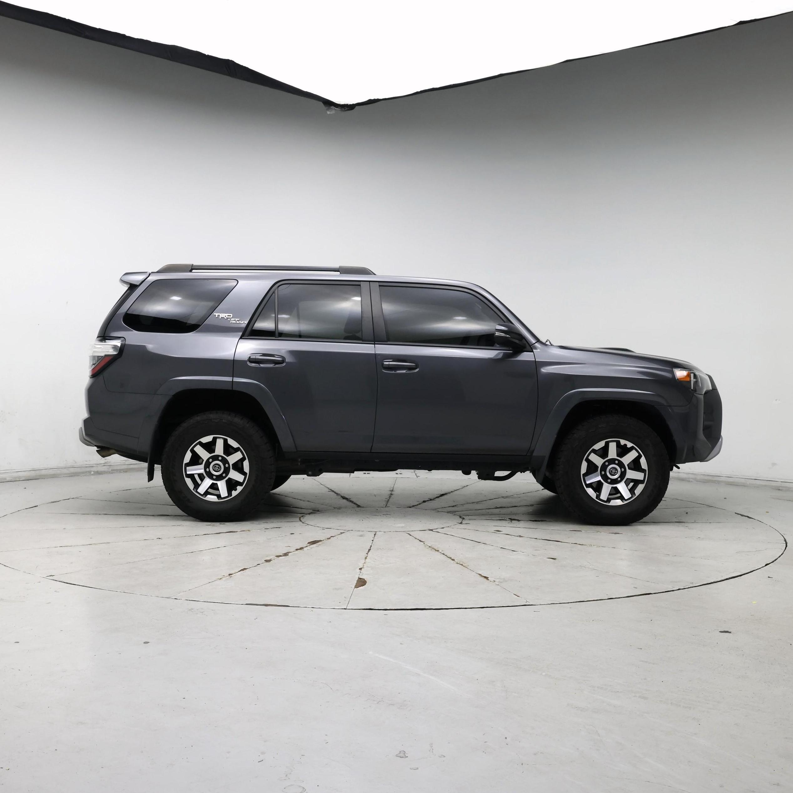 Thumbnail: 2019 Toyota 4Runner - 7