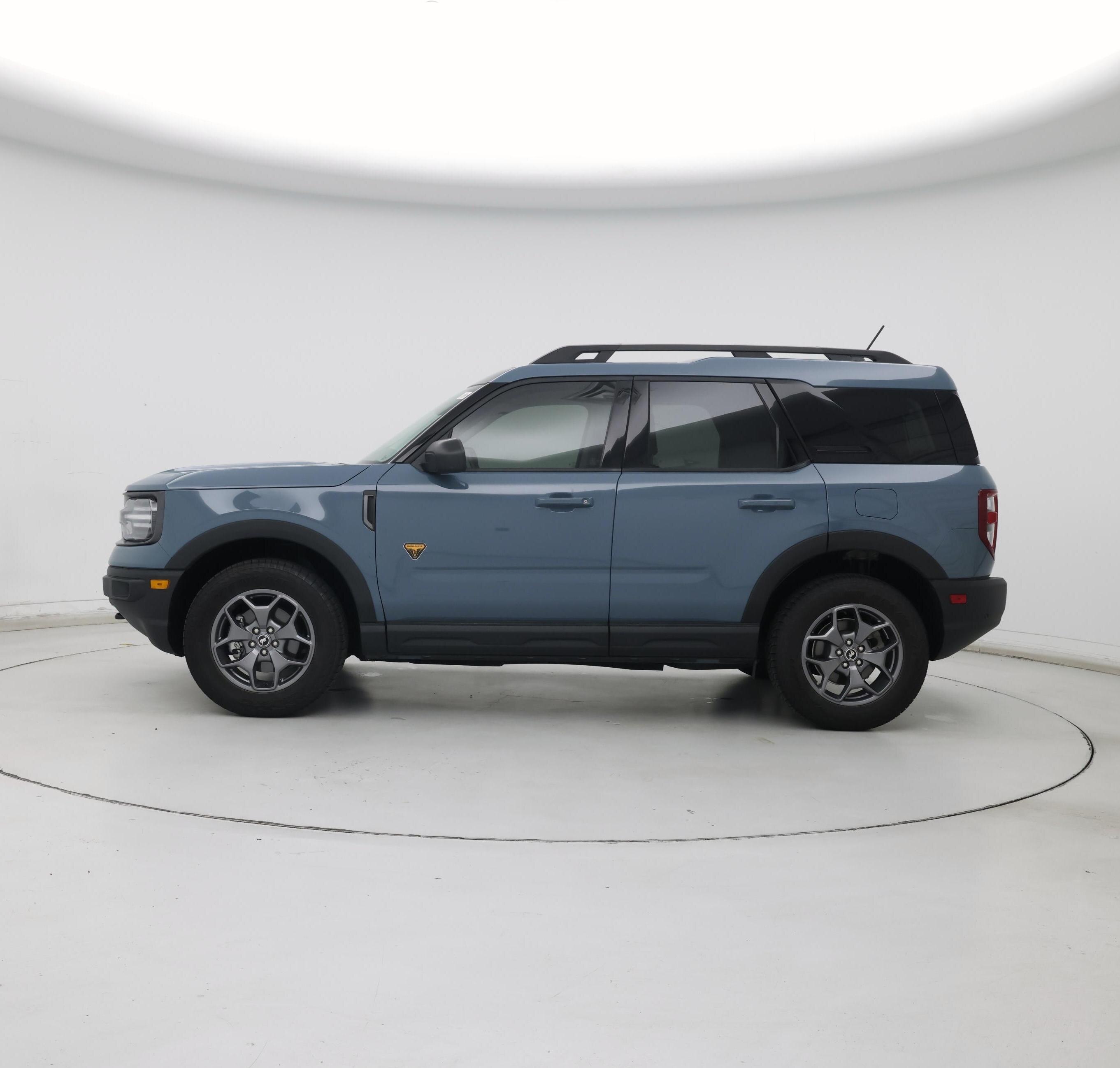 Thumbnail: 2023 Ford Bronco Sport - 3