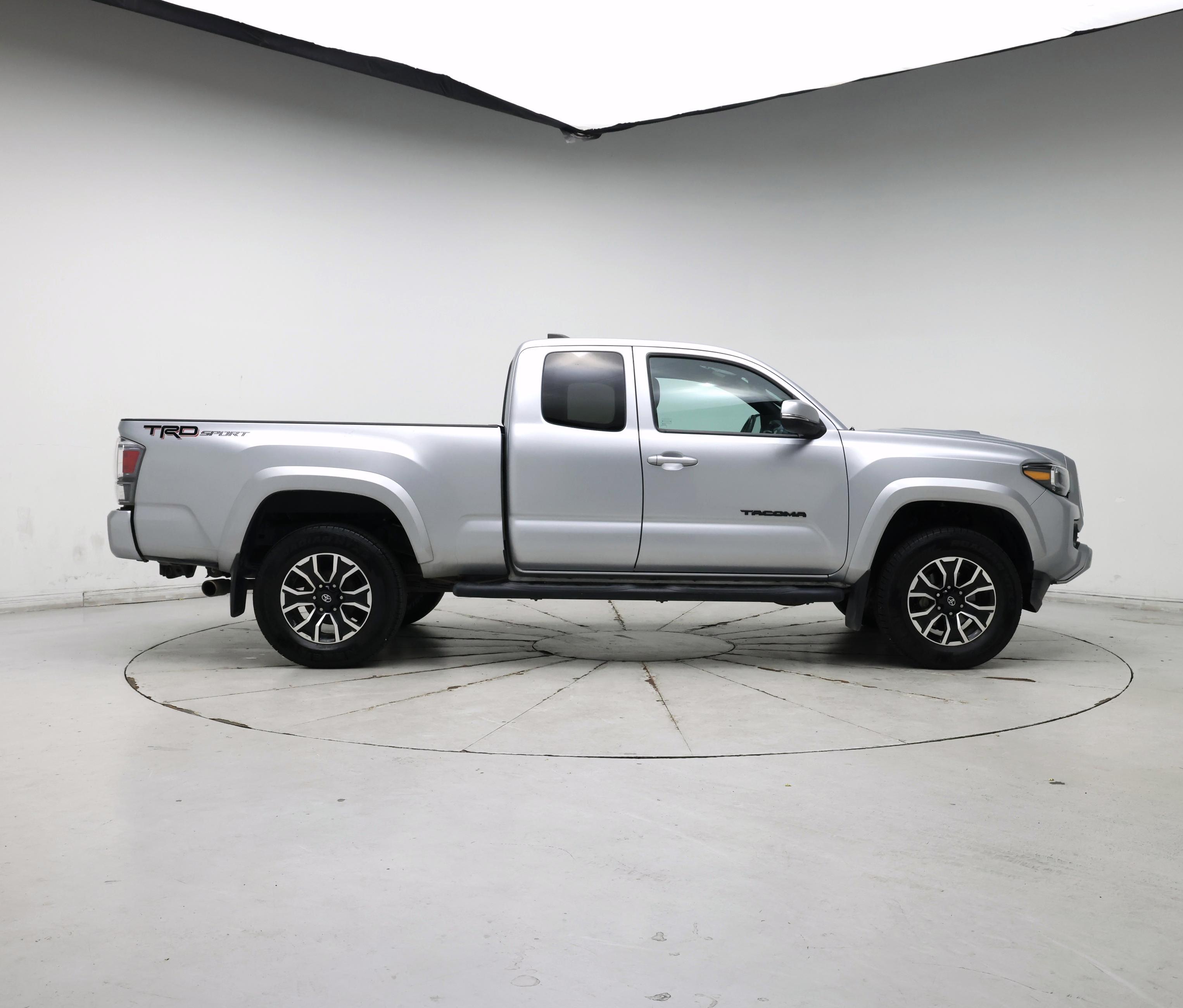 Thumbnail: 2022 Toyota Tacoma - 7