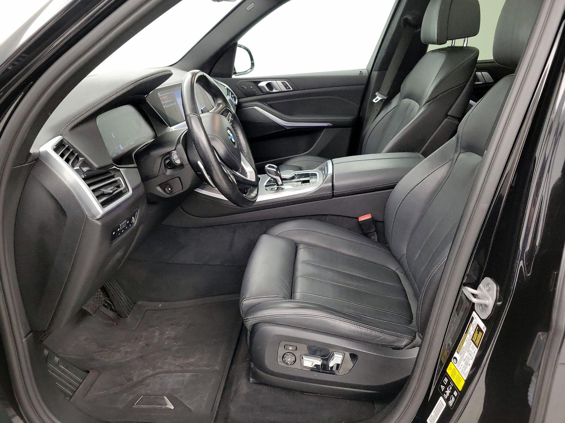 Thumbnail: 2021 BMW X5 - 11